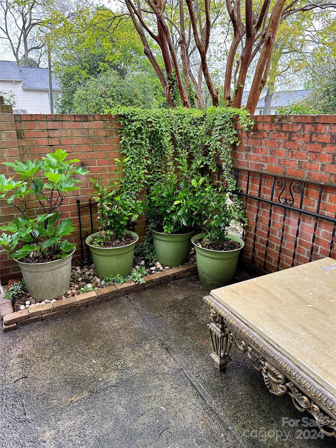 Lexington Commons - Residential