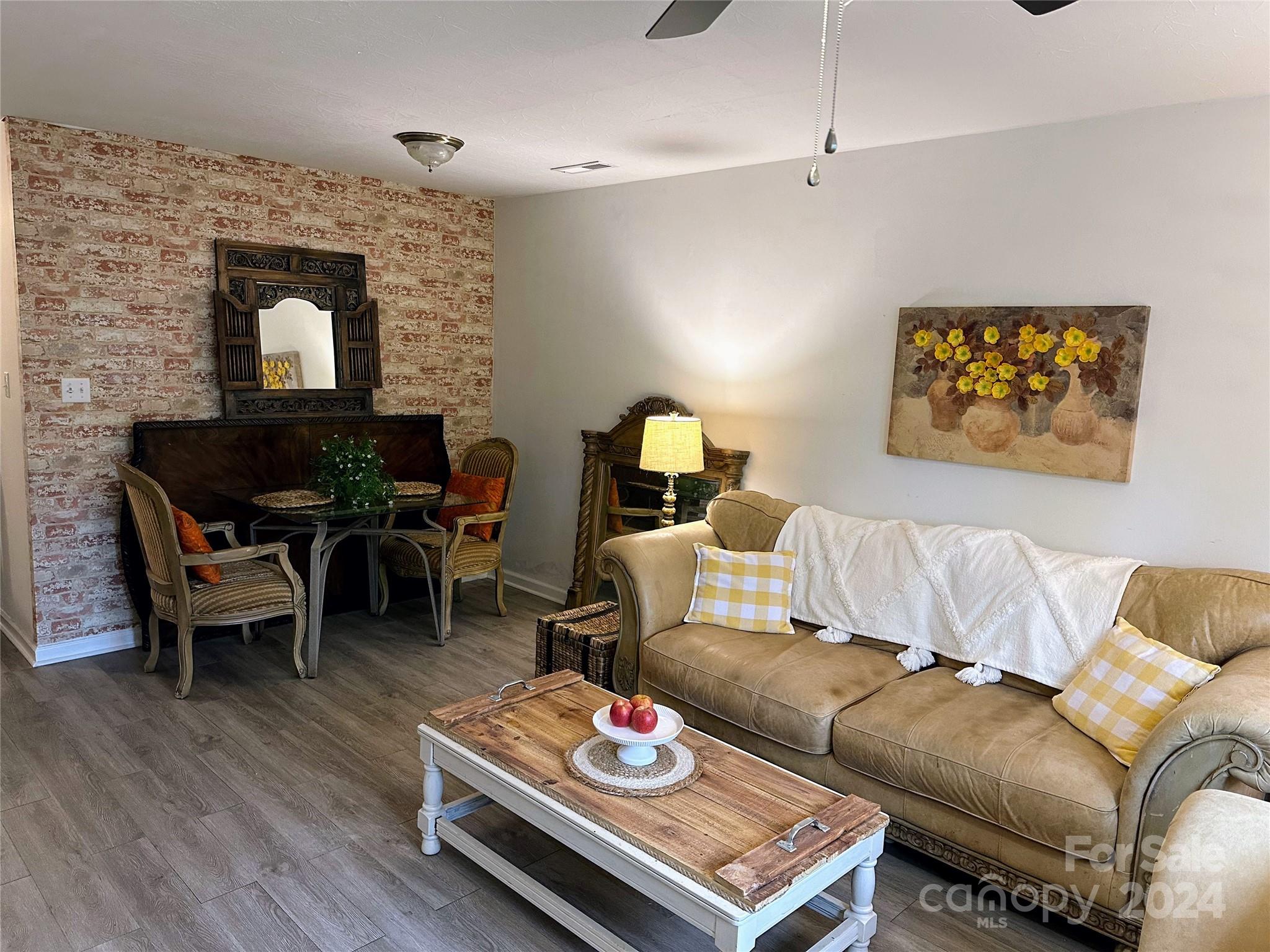 Lexington Commons - Residential