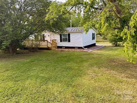 2031 Bristol Creek Avenue Morganton NC 28655