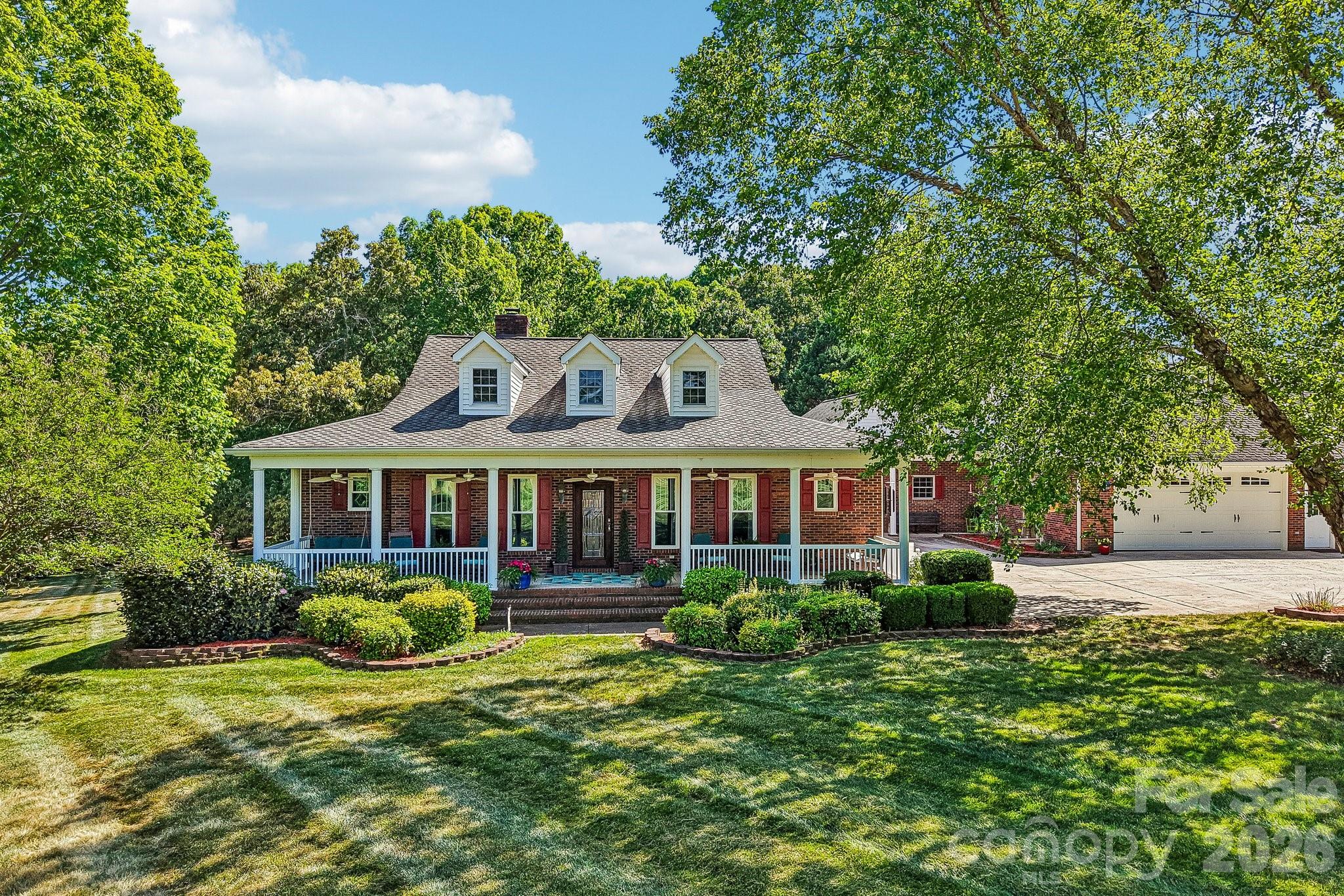 1081 W Stanly Street