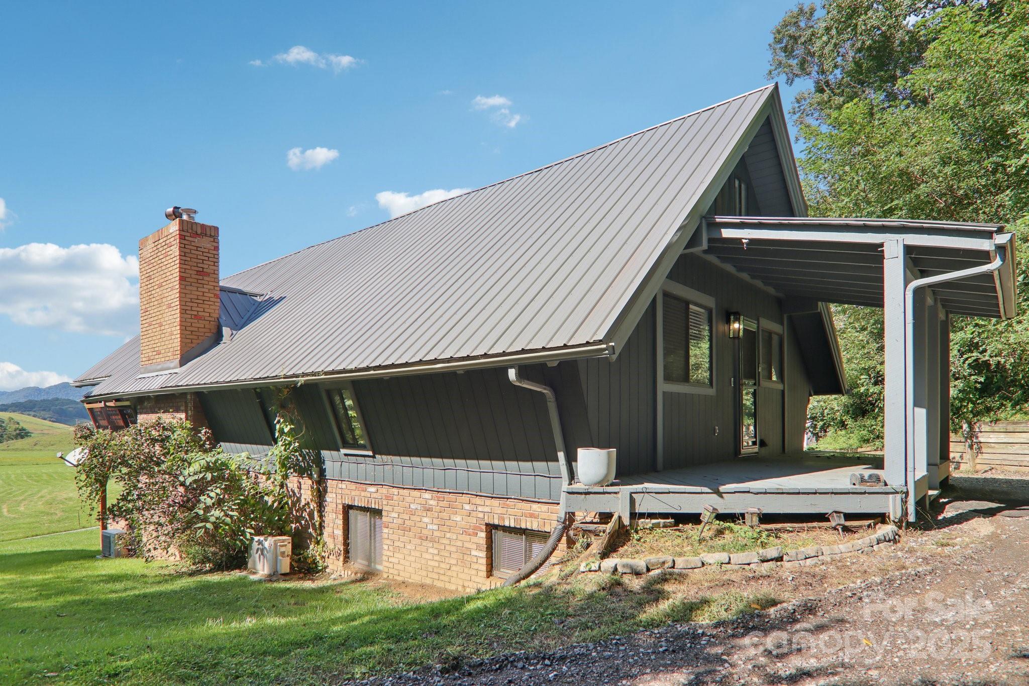 1170 Ratcliff Cove Road