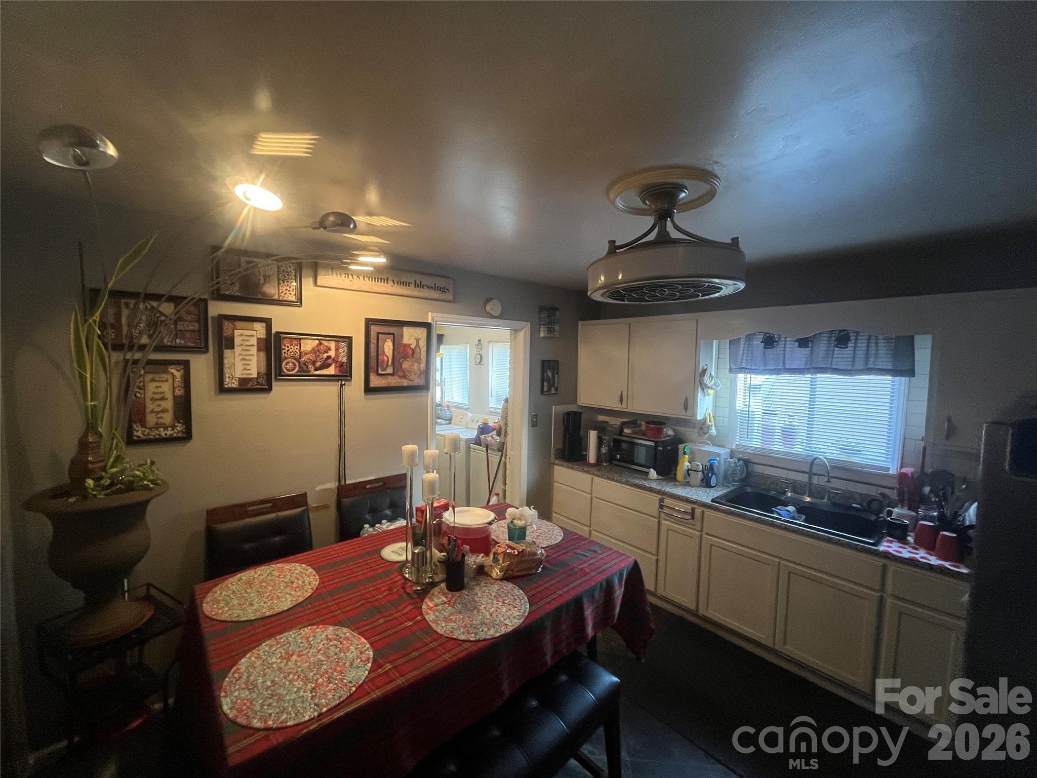 2906 Cedarhurst Drive