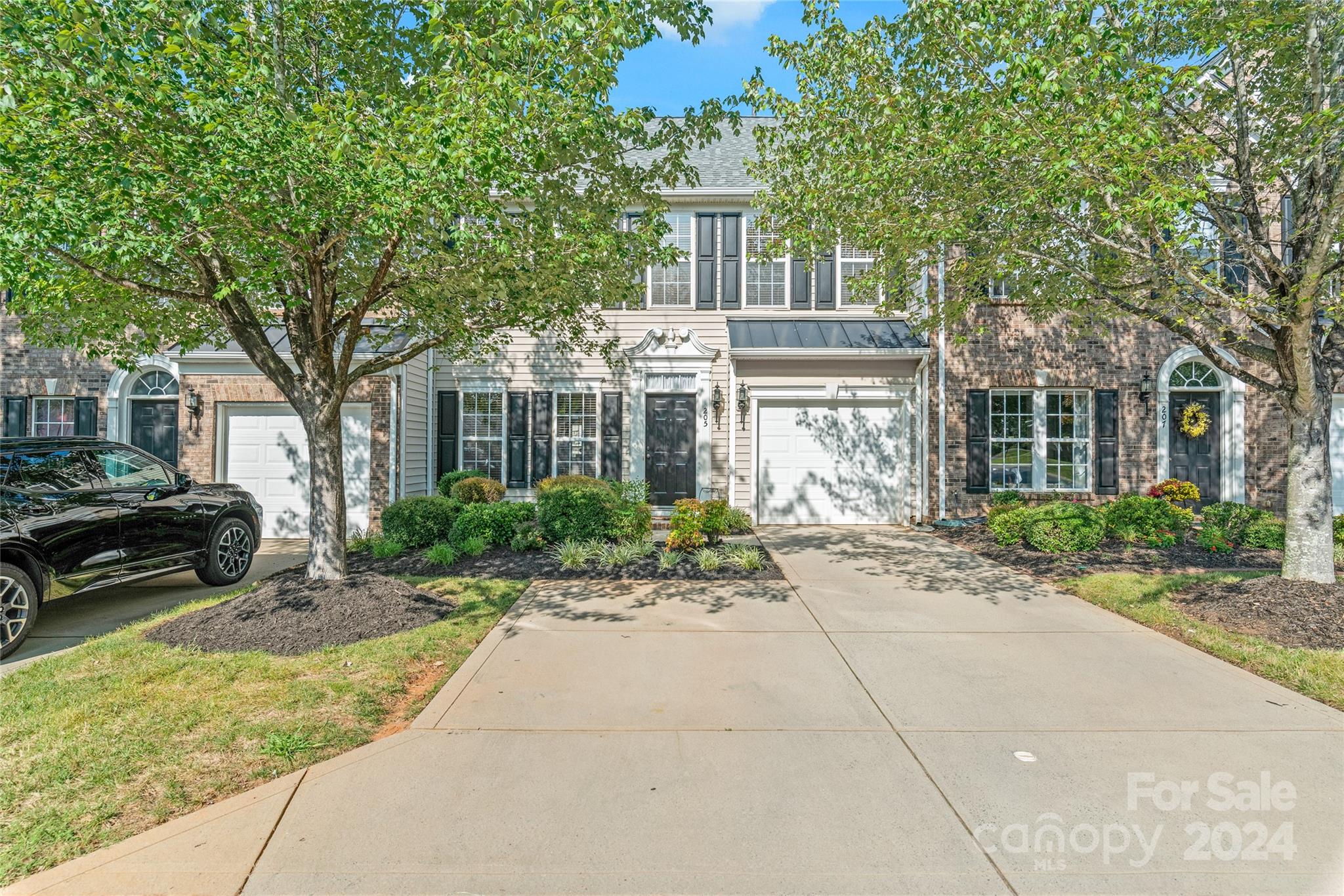 Fairway Townes - Residential