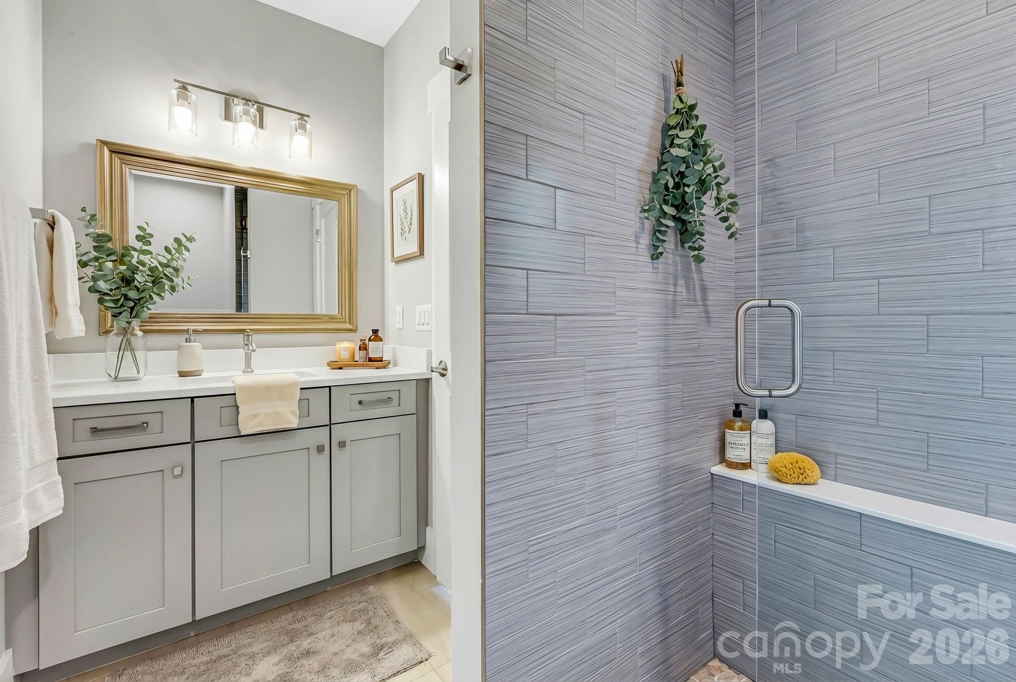 Saddle Ridge Estates - Residential