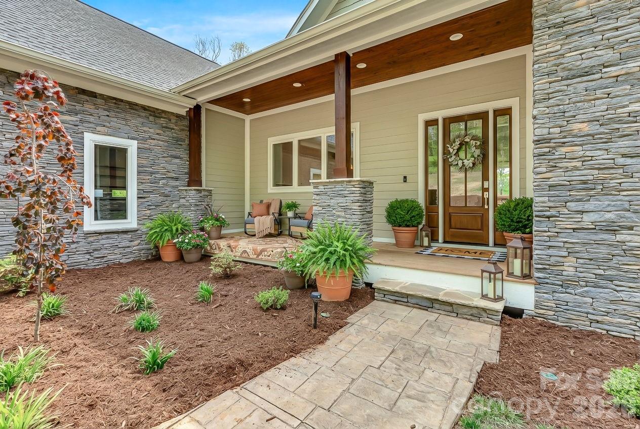 Saddle Ridge Estates - Residential