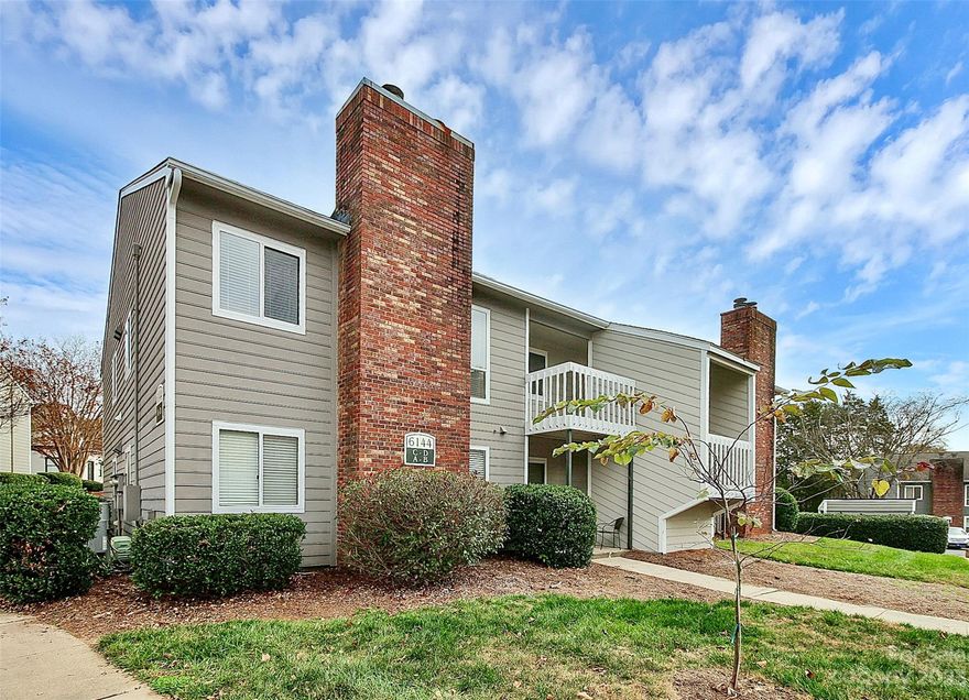 Welcome to 6144-C Heath Ridge Court! Beautifully updated condo conveniently located in the highly sought after South Park area. Large primary bedroom, luxurious full bathroom, large and open living area with a REAL wood burning fireplace! Gorgeous updated kitchen featuring a newer stove, deep sink  with upgraded faucet. Newer HVAC and water heater. Awesome outdoor area with adult and kiddie pool, clubhouse and picnic areas. The finest of shopping, dining, entertainment, gyms and SO much more!! Welcome home to 6144 Heath Ridge Court!