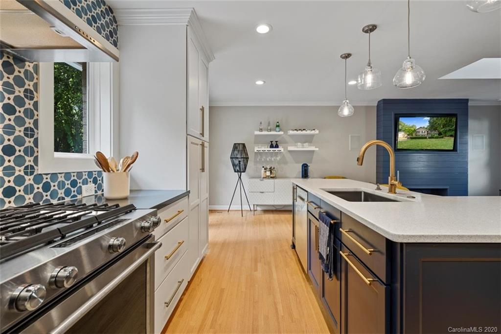 Beverly Woods - Residential