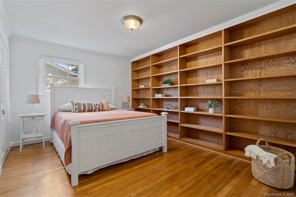 Beverly Woods - Residential