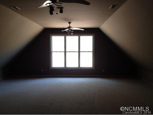 Crest Mountain - Residential