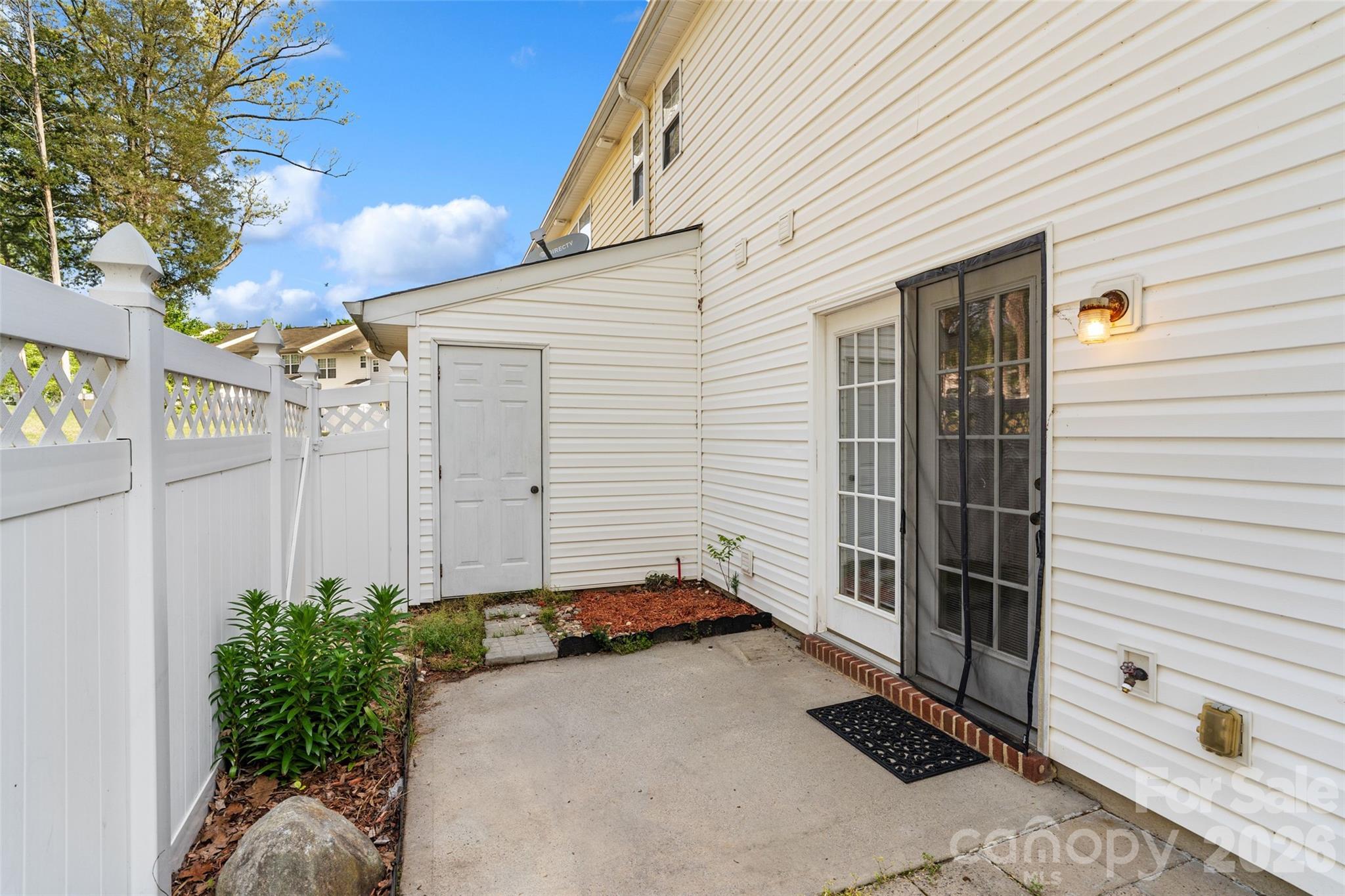 Lexington Commons - Residential