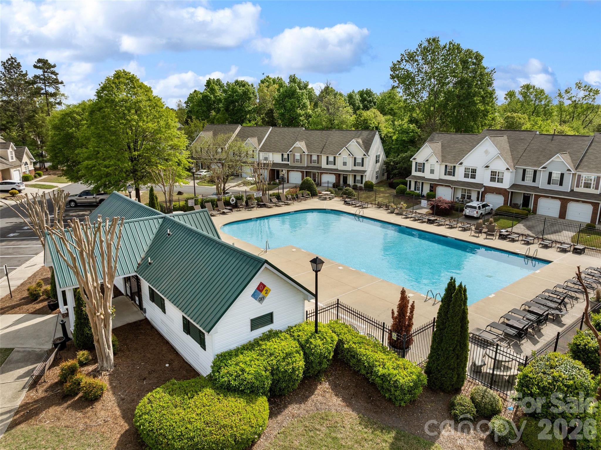 Lexington Commons - Residential