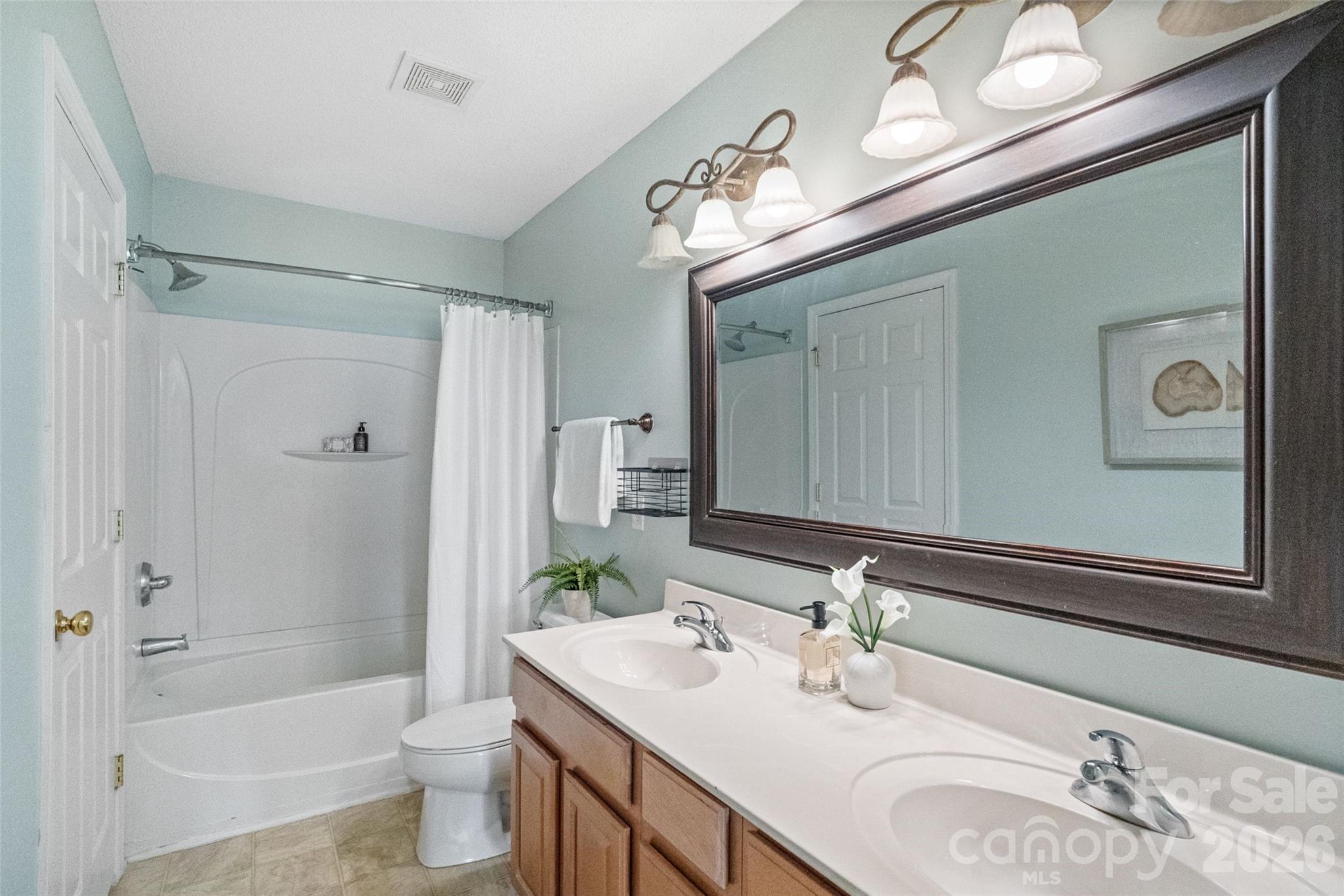 Lexington Commons - Residential