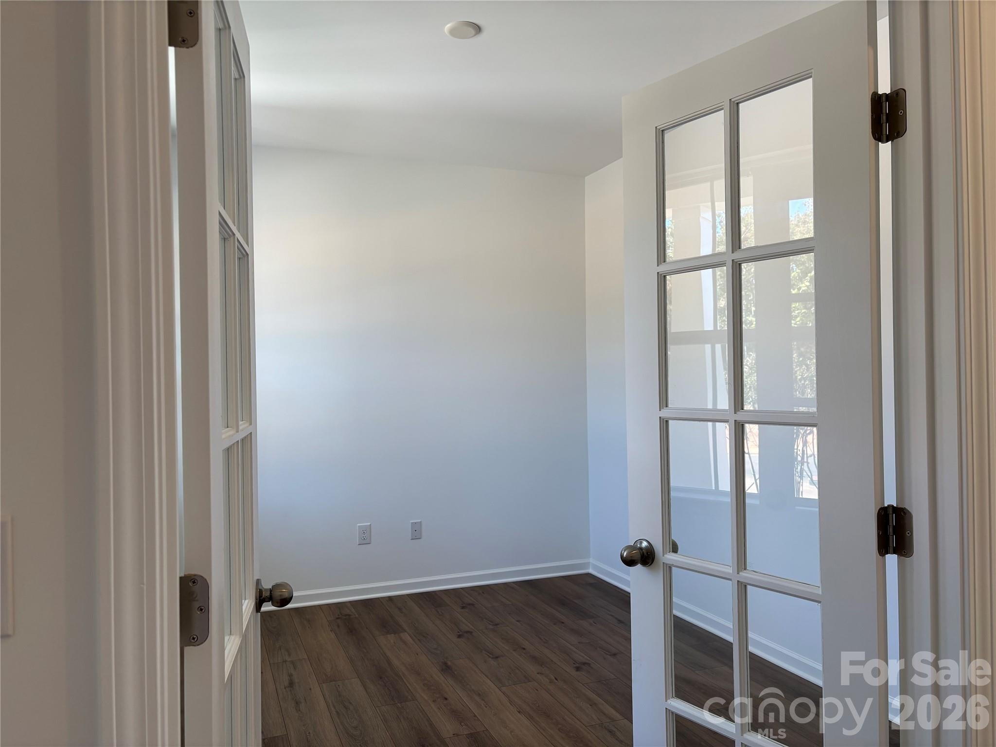 1735 Grassy Knoll Trail