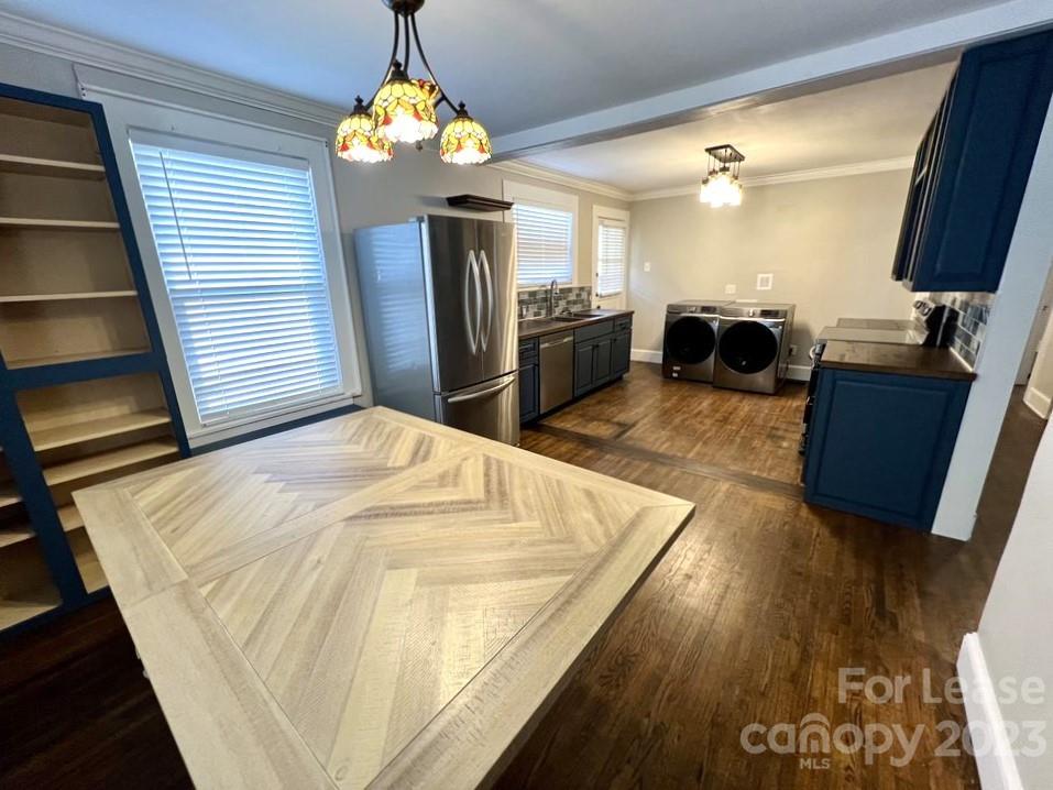 Oakhurst - Residential Lease