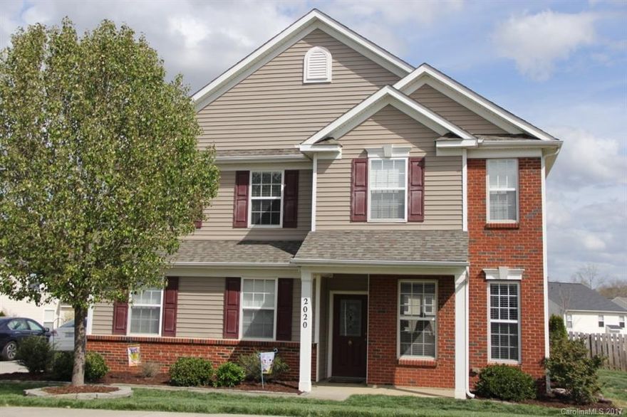 Look no further!  This wonderful home is move in ready and has great curb appeal!  Open floor plan w/lots of natural light! Lg kitchen w/granite countertops opens to the breakfast, great room, and living/dining combo!  Upstairs relax in the spacious master bedroom with cathedral ceilings.  Large secondary bedrooms and loft also upstairs! Tons of parking w/long driveway and side load garage! The community has a club house, soccer fields, pool, play grounds and is just a short distance to 485!