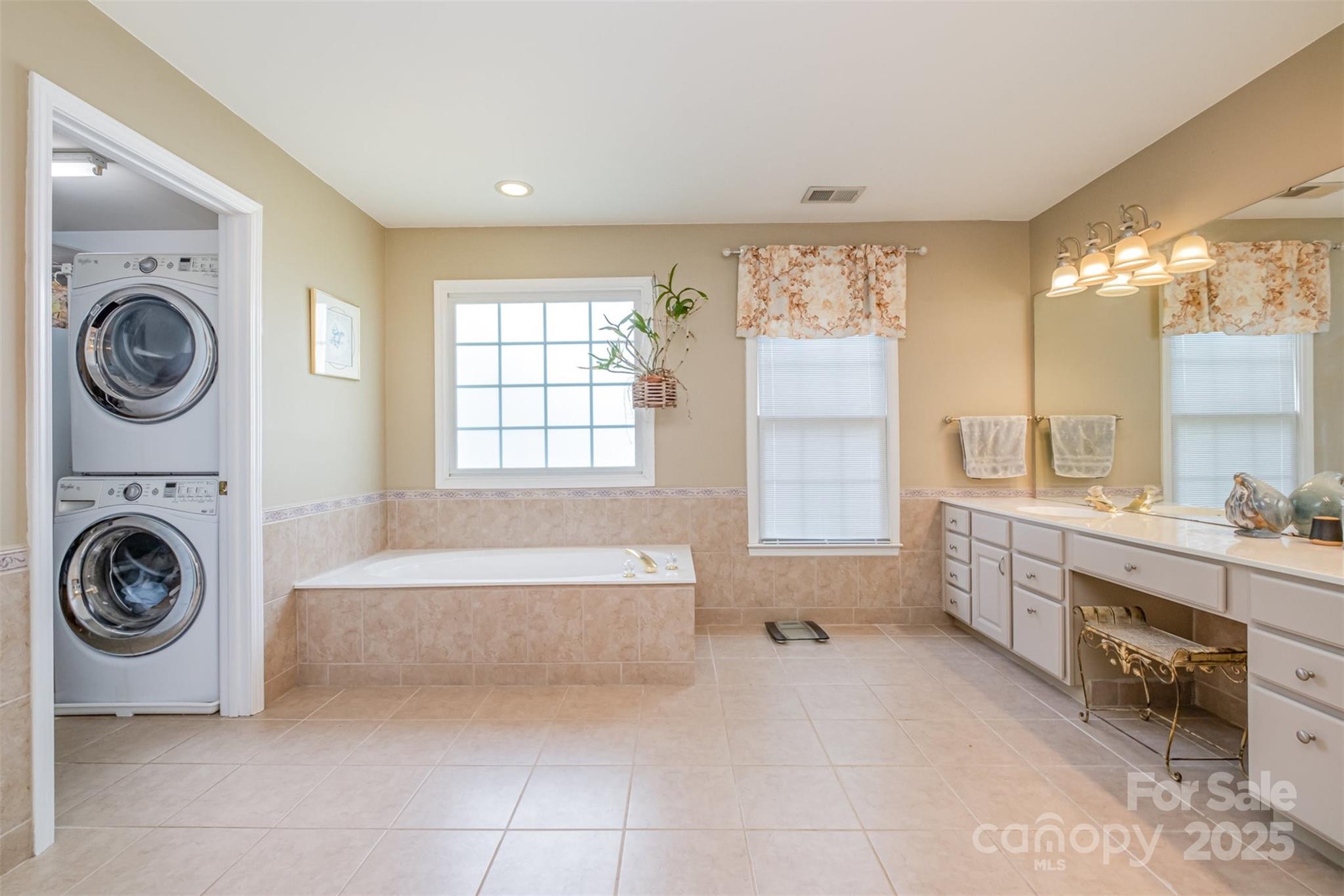 Highland Creek - Residential