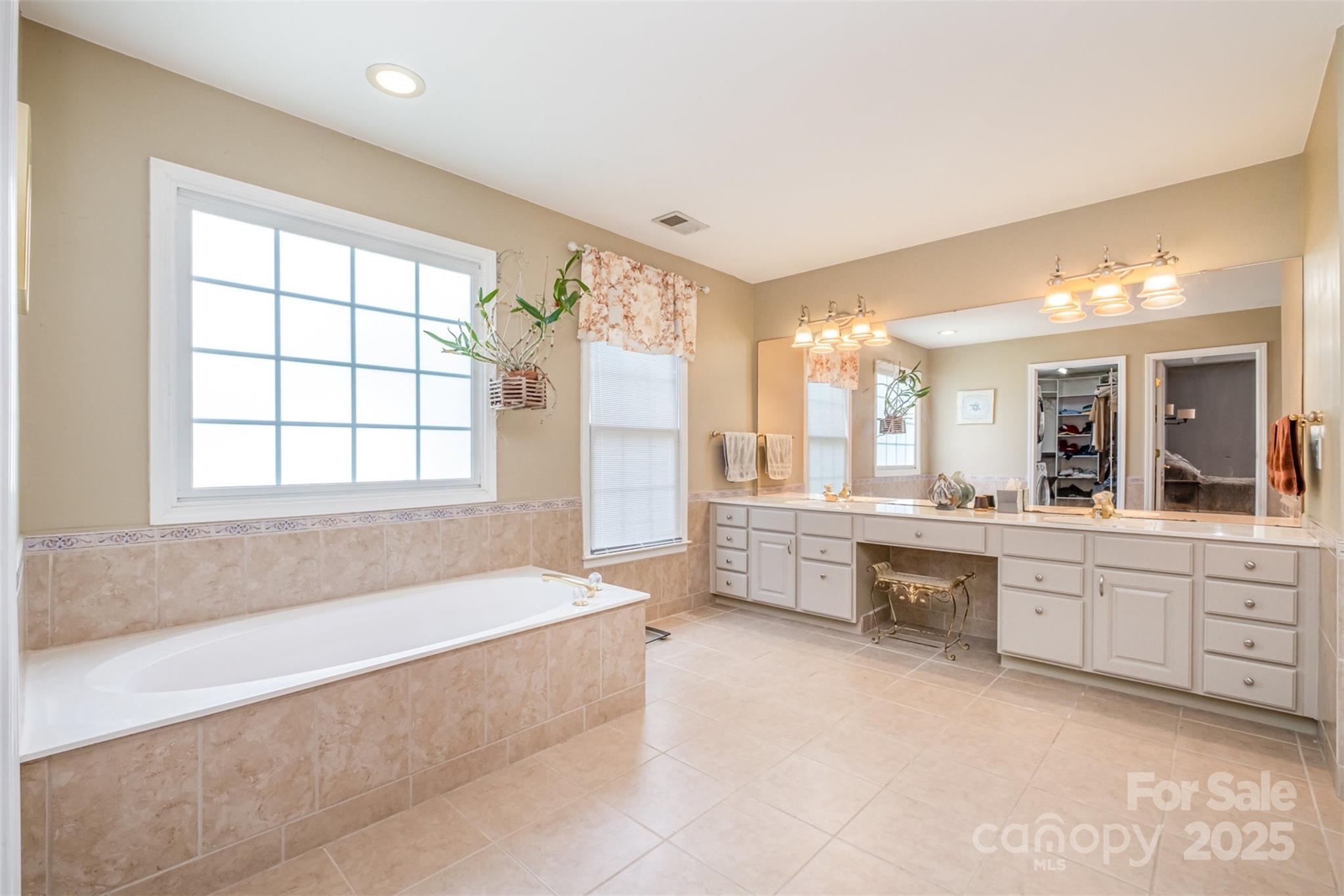 Highland Creek - Residential