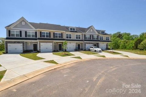 A home in Terrell