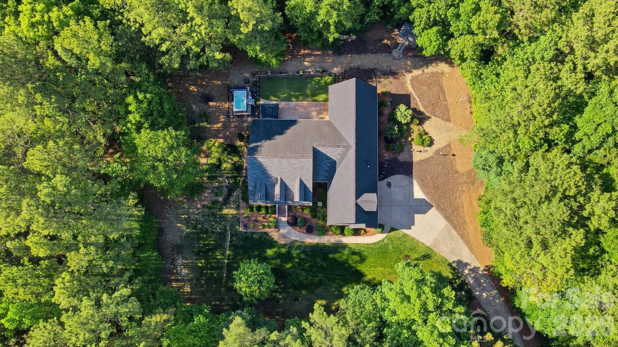2043 Standing Timber Road