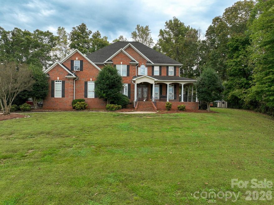 Fabulous 5 Bedroom 4 bath home atop a large hill.  The view from the home is amazing.  Entering the home you will be impressed by the high ceilings and open floorplan.  Everything is luxury in this home. Designer kitchen is a chef's delight.   One of Kings Mountain's finest homes located in the country but close to Kings Mountain and Shelby.  Fenced backyard is perfect for a private retreat.  Relax in your jacuzzi or just enjoy the natural setting.  You will want this home as you drive up the stately driveway to the top of the hill.  Your home-a showplace!