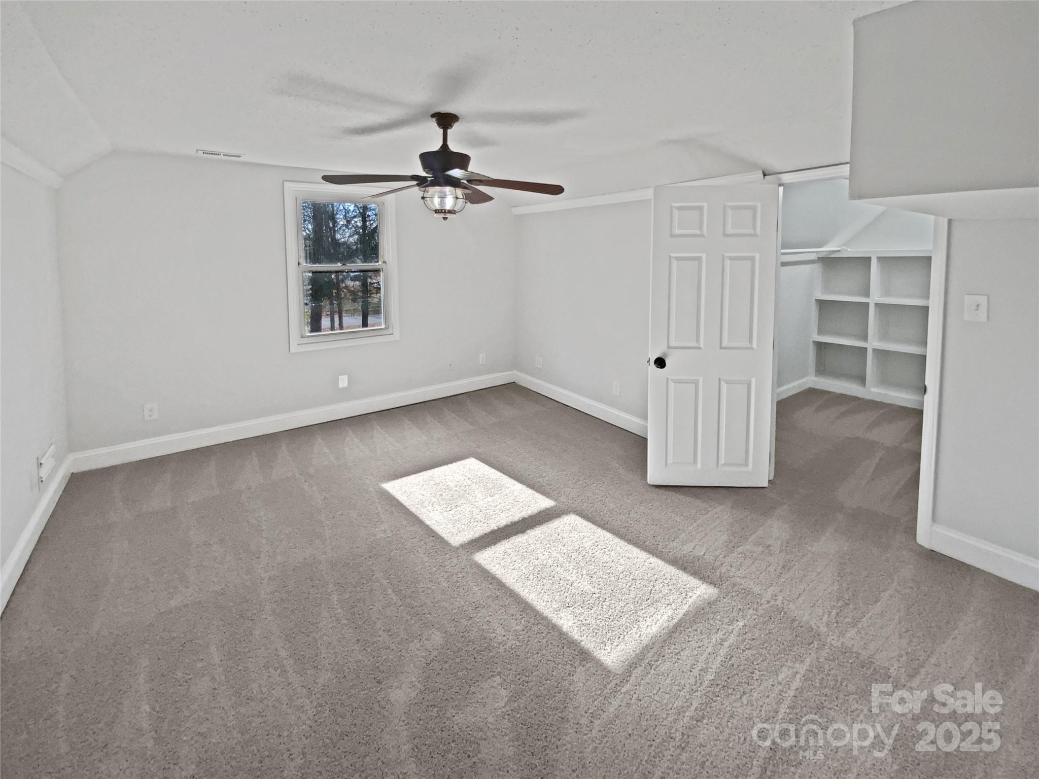 Royal Oaks - Residential