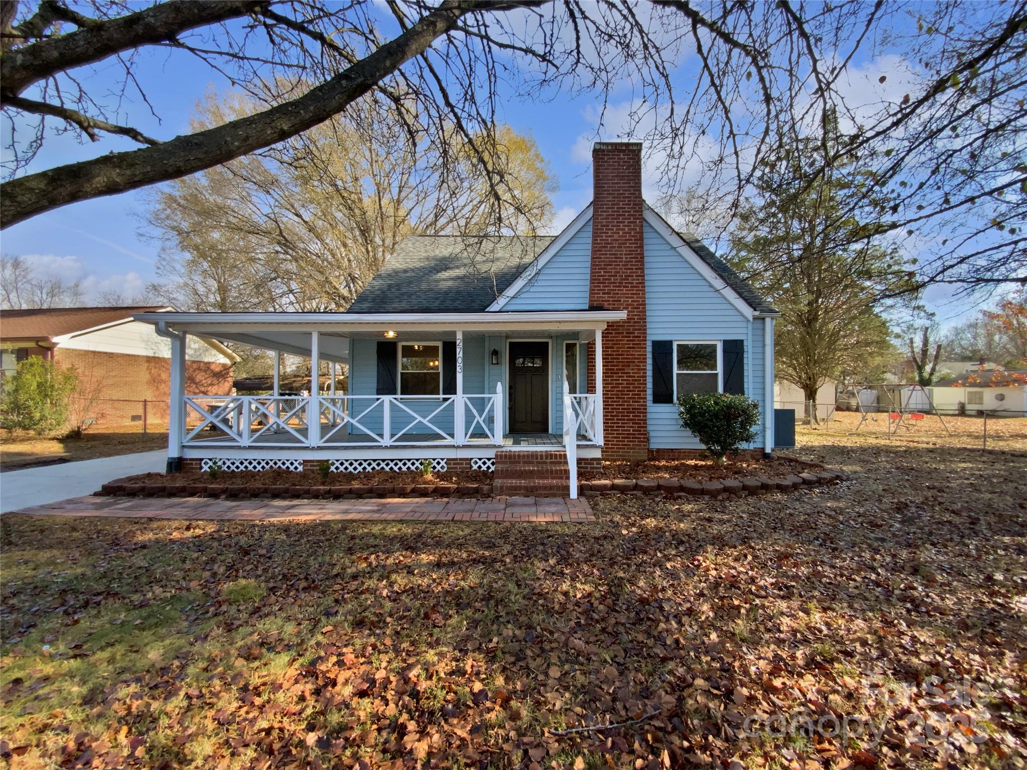 Royal Oaks - Residential