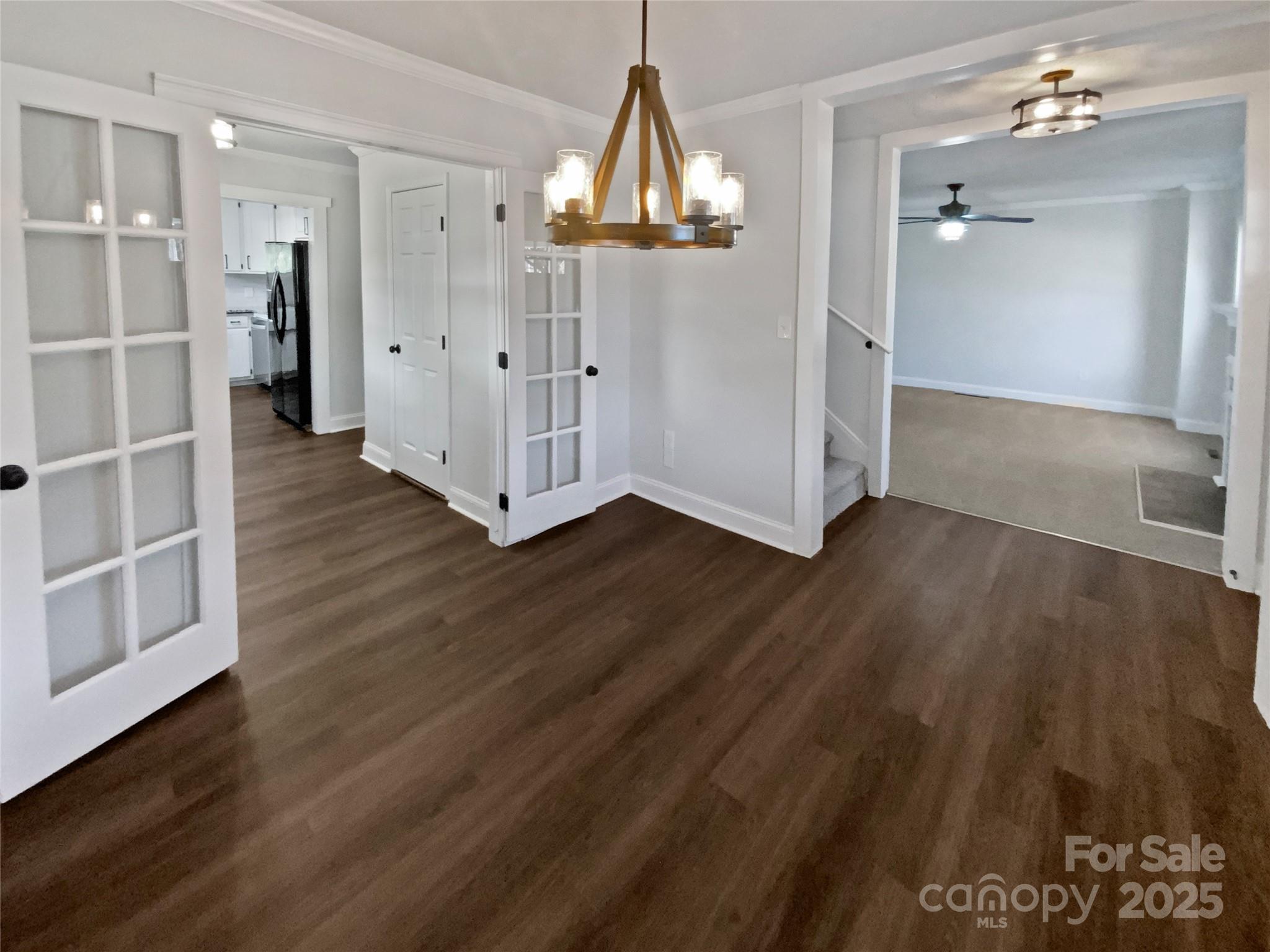 Royal Oaks - Residential
