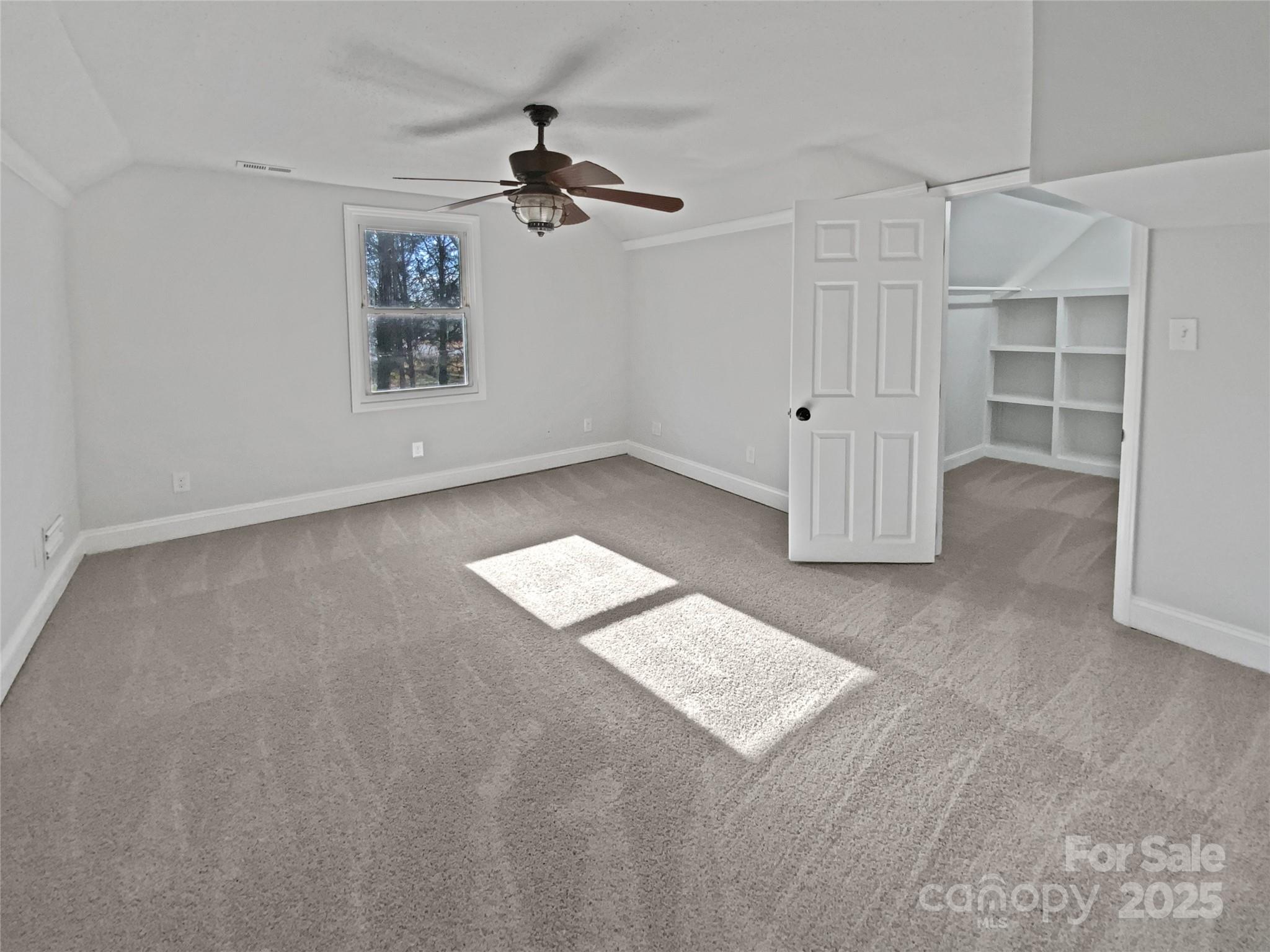 Royal Oaks - Residential