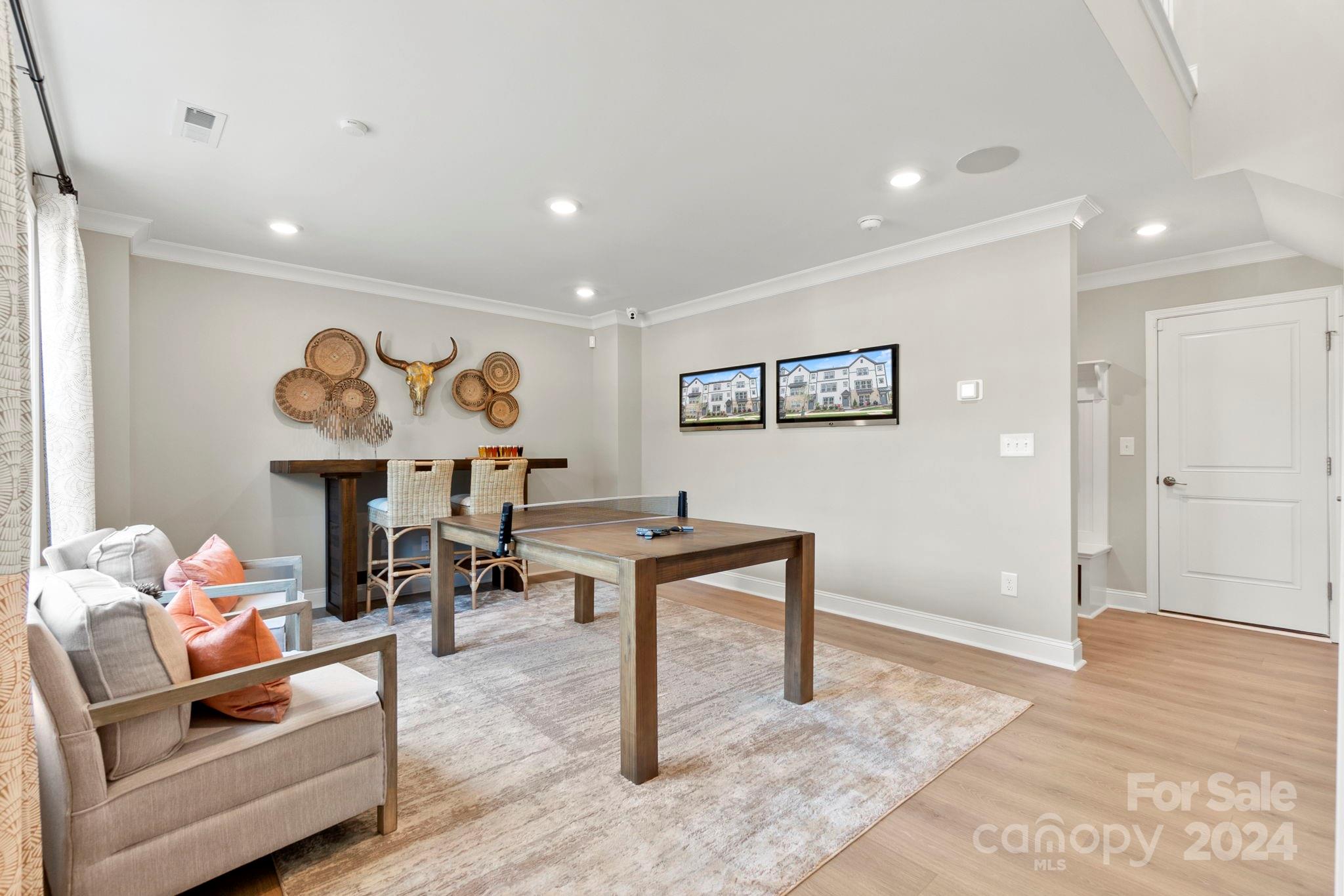 Mineral Springs - Residential