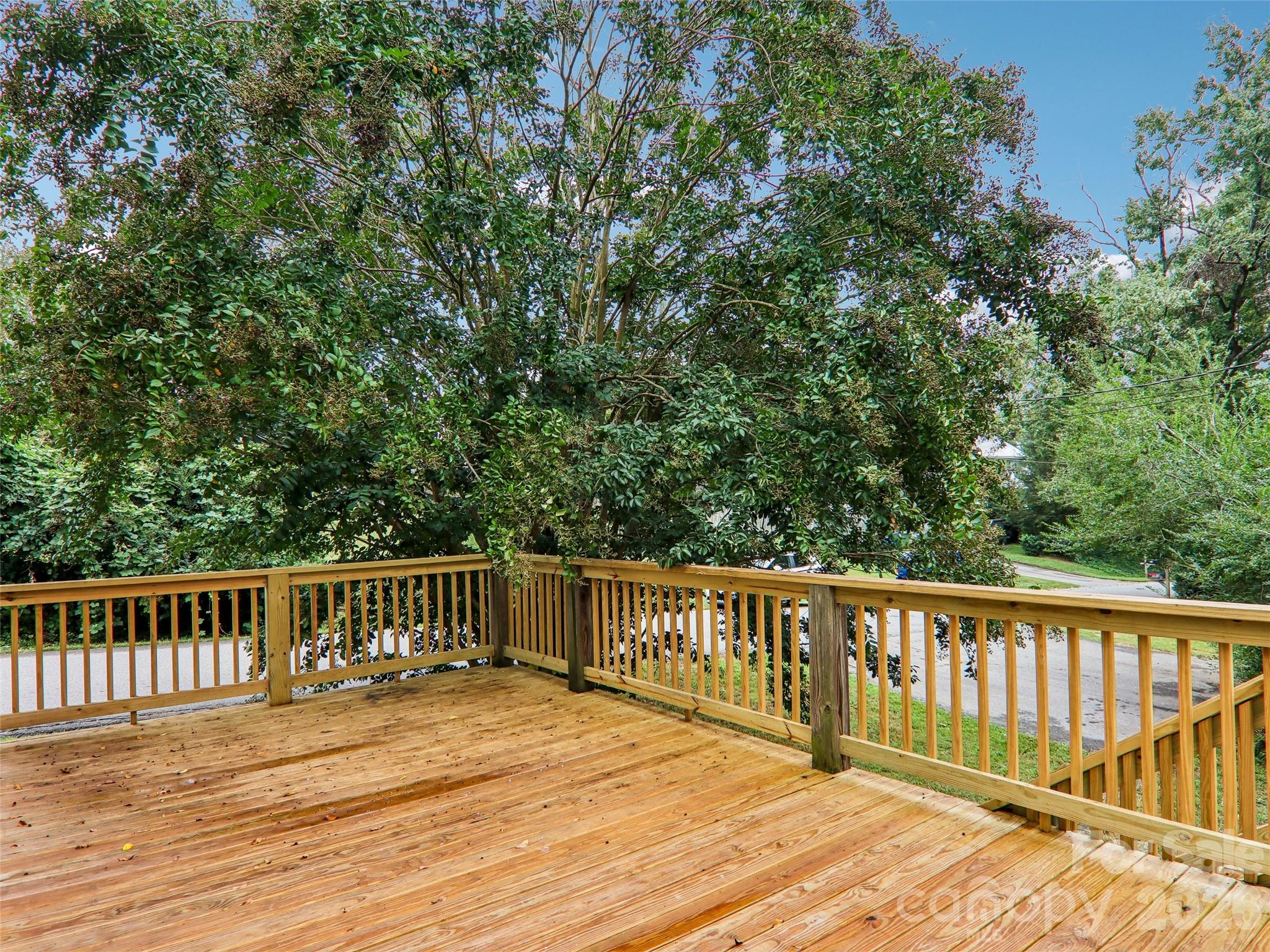 513 Fairview Road