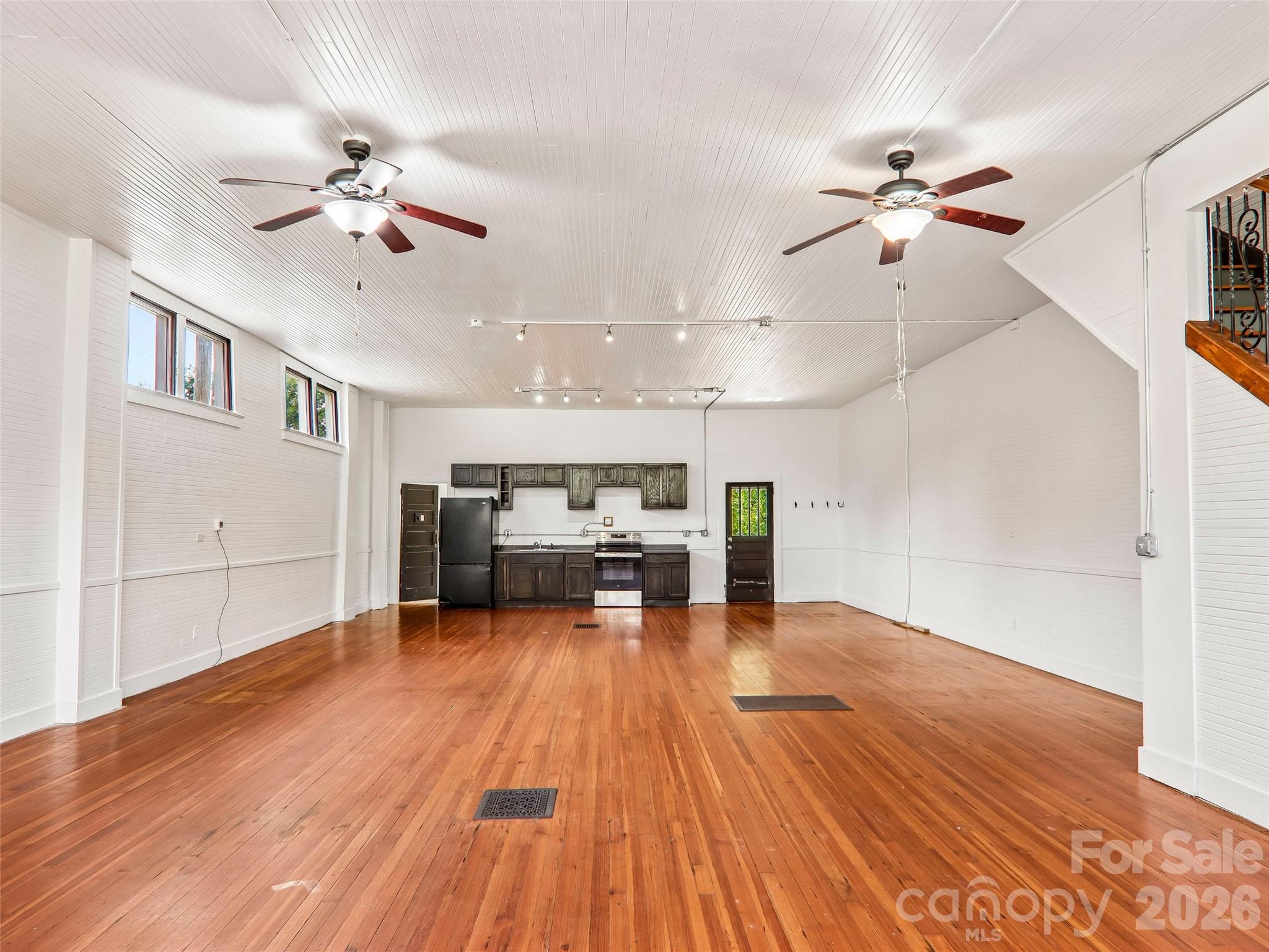 513 Fairview Road