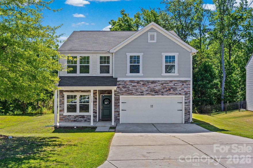 If you’ve been looking for a home where everyone has room to spread out, but still feels connected, this one in the Austen Lakes community in York is worth a look. With 4 bedrooms, a bonus space upstairs, and over 2,400 square feet, it’s the kind of home that works well for growing families, busy schedules, and everyday life.
The main level has an open layout that makes it easy to stay connected whether you’re helping with homework at the kitchen island, cooking dinner, or relaxing in the family room overlooking the lake. There’s also a separate study that’s perfect for working from home, a playroom, or a quiet spot to read. The dining room and sunny breakfast area give you options for everything from holiday gatherings to quick weekday mornings before school. Upstairs, all four bedrooms are together along with a bonus area that can flex with your needs — movie room, kids’ hangout, gaming space, workout area, or second living room. The lake views add a peaceful backdrop that makes the home feel a little more relaxing at the end of the day. People love this area of York because it offers a quieter, family-friendly setting while still being convenient to everyday shopping, schools, dining, and an easy commute to nearby areas like Rock Hill and Fort Mill. Austen Lakes is the kind of neighborhood where neighbors walk, kids play outside, and evenings by the water just feel a little slower and calmer. If you’ve been searching for a lake view home with space for a family, flexible living areas, and a location that balances convenience with a more relaxed lifestyle, this home checks a lot of boxes.