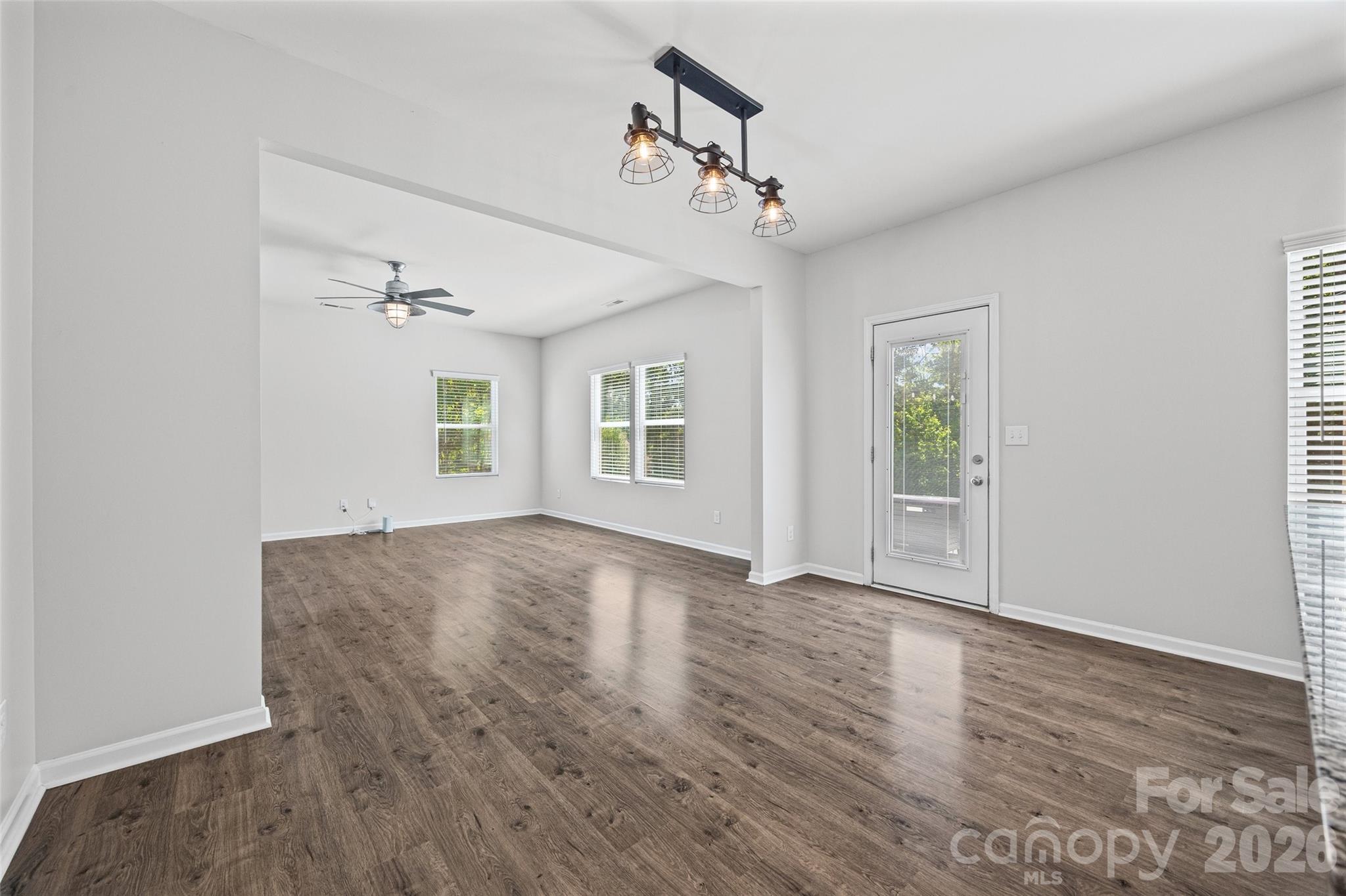 Austen Lakes - Residential