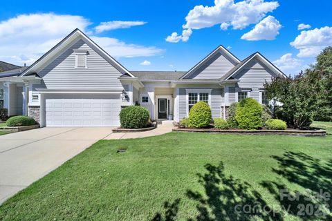 Photo of 2029 Primrose Court, Fort Mill, SC 29707 (MLS # 4389837)