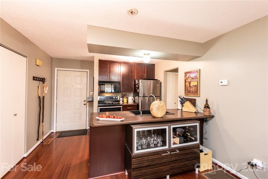 Forest Hill - Residential