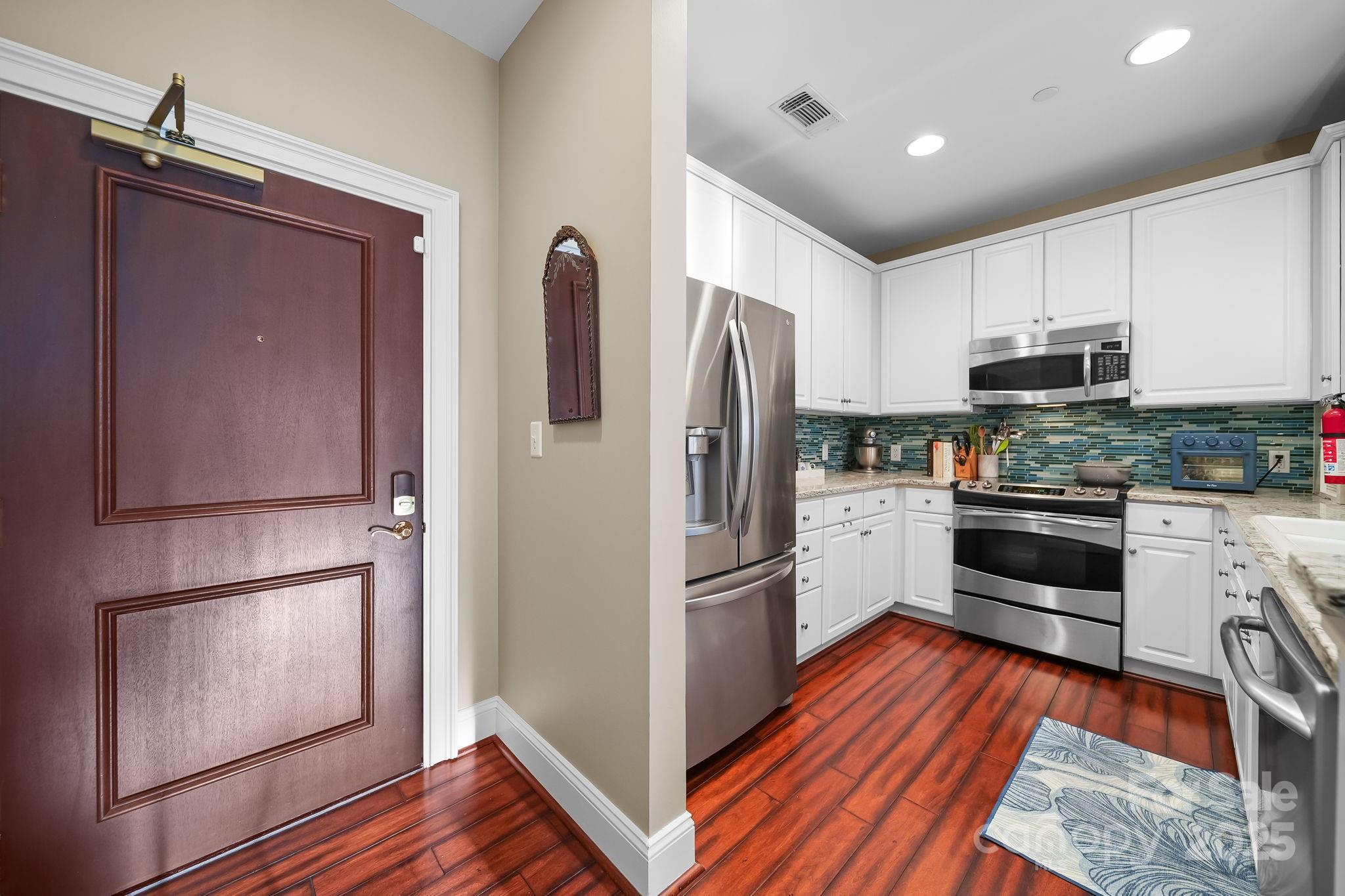 400 N Church Street 521