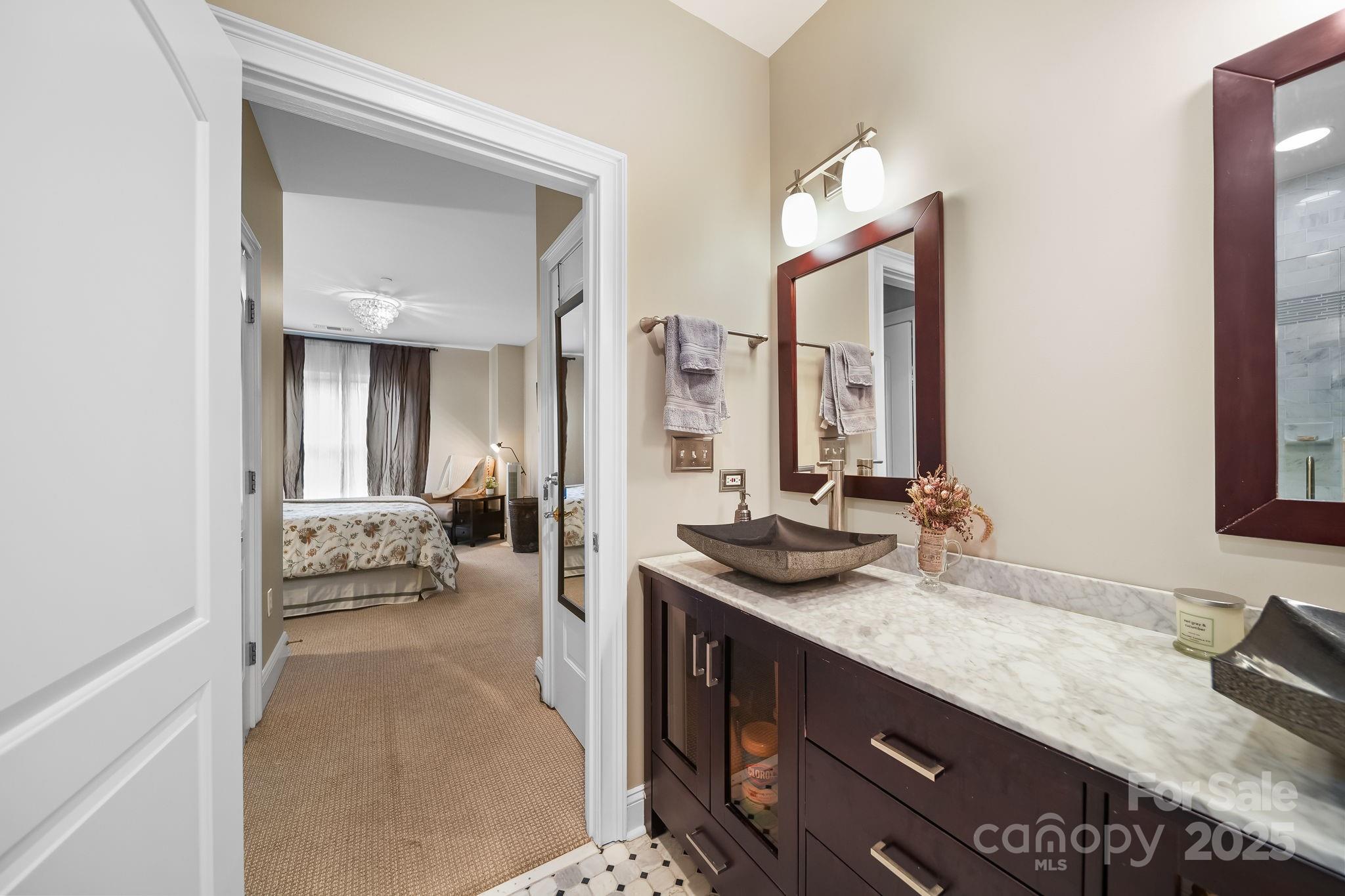 400 North Church - Residential