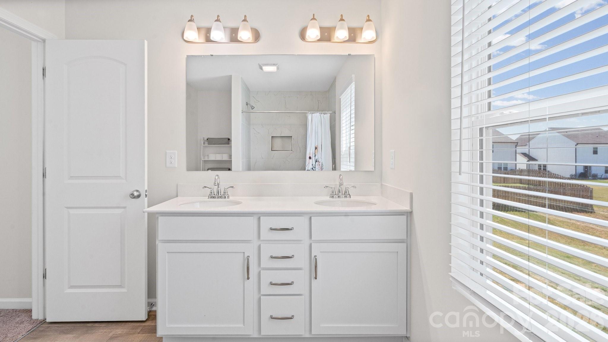 Hidden Lakes - Residential