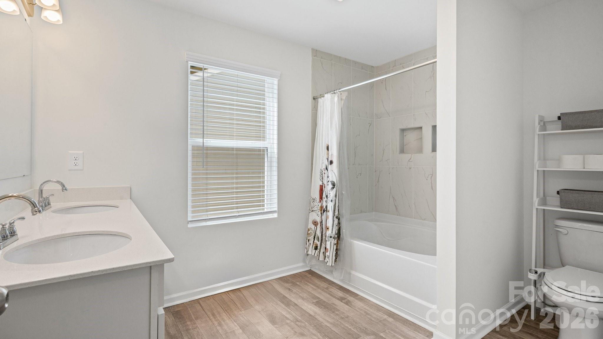 Hidden Lakes - Residential