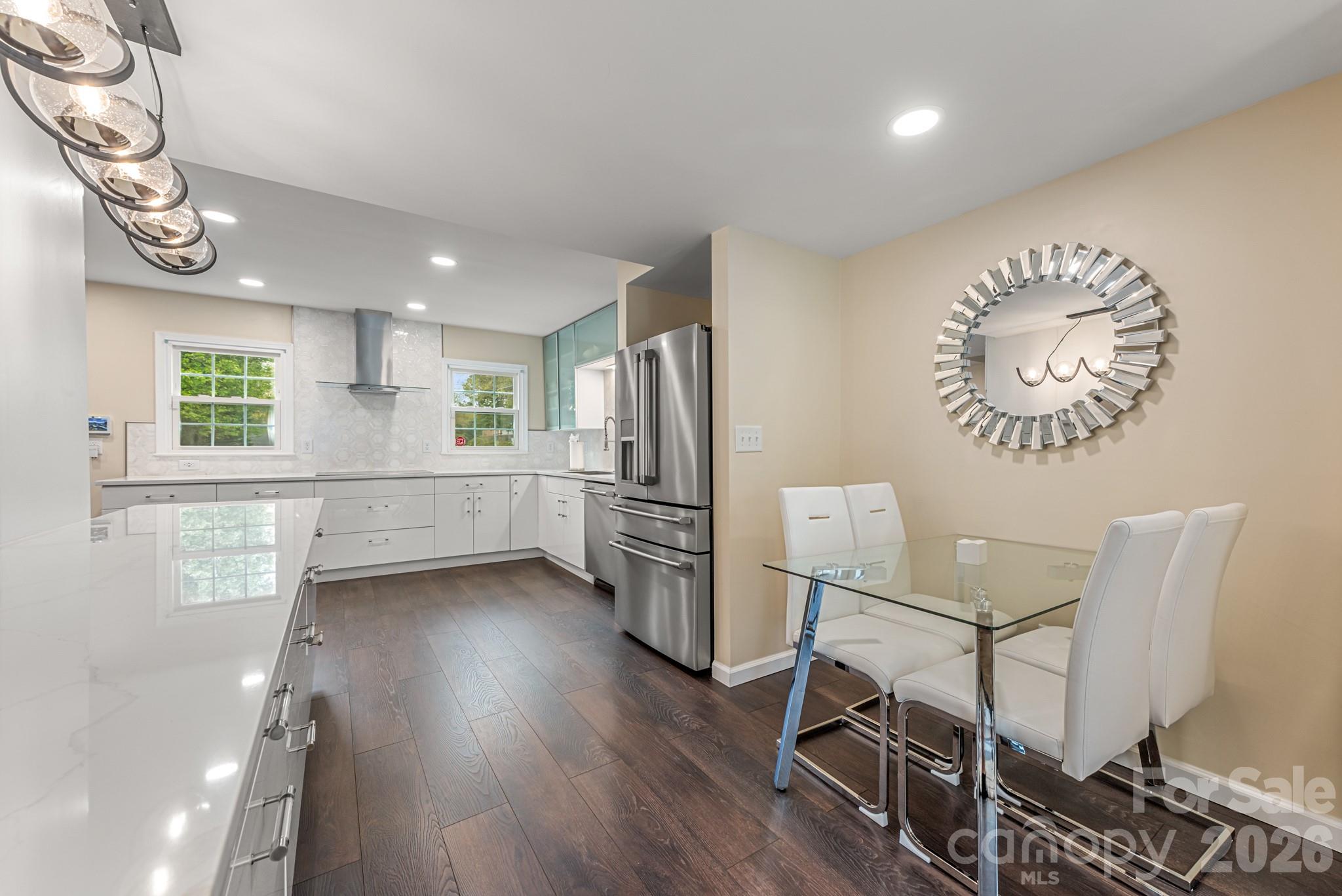 8308 Knights Bridge Road