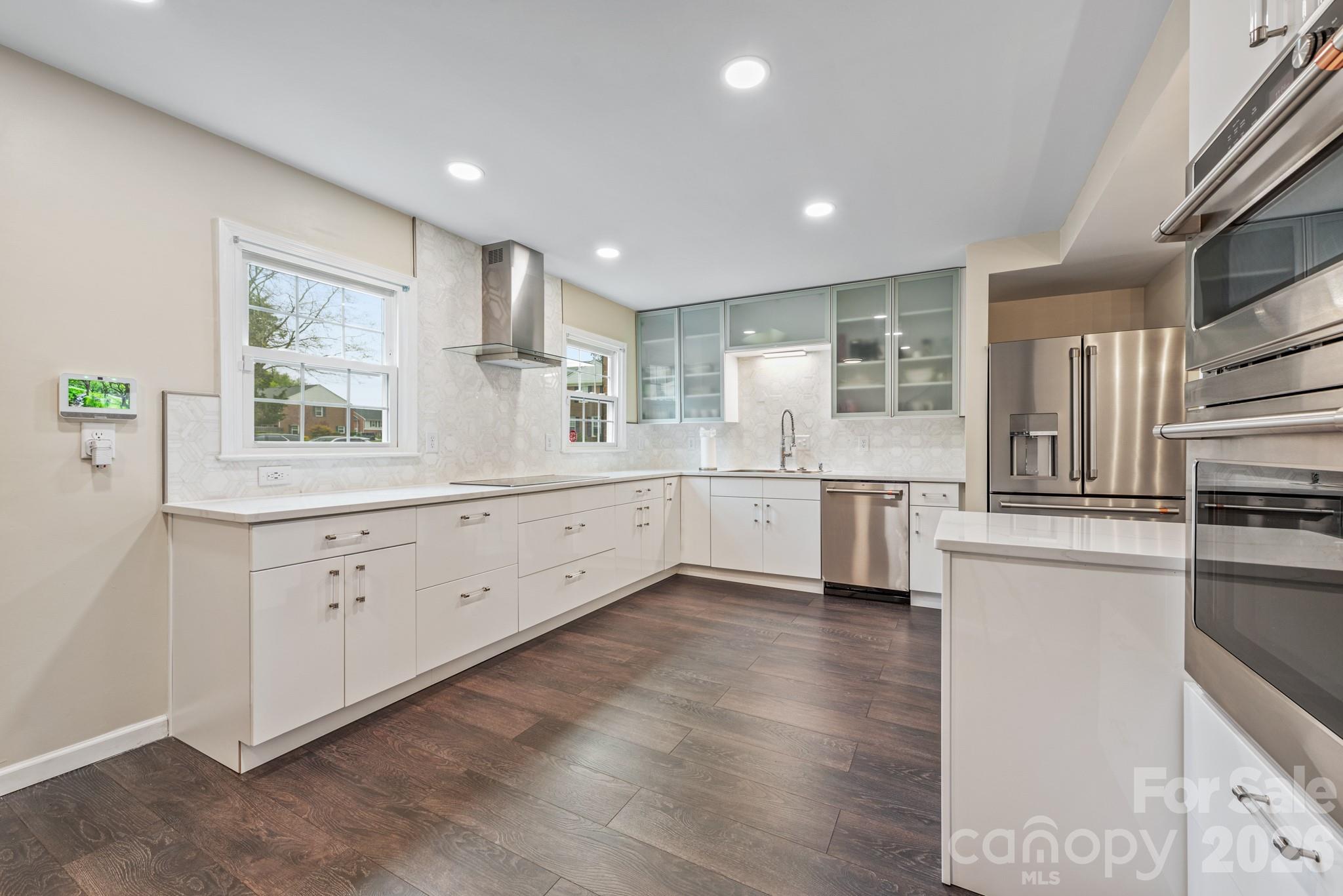 8308 Knights Bridge Road