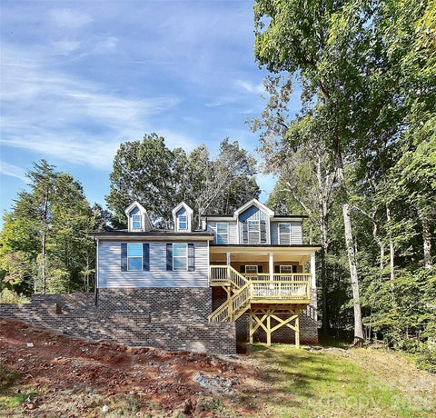 Photo of 2595 Henry Falls Drive, Hickory, NC 28602 (MLS # 4397993)