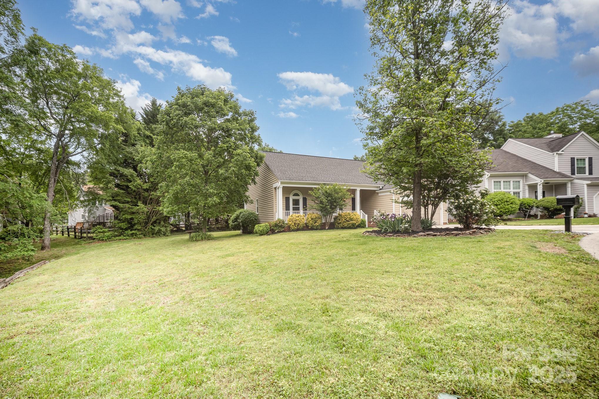 7106 Kinsmore Lane