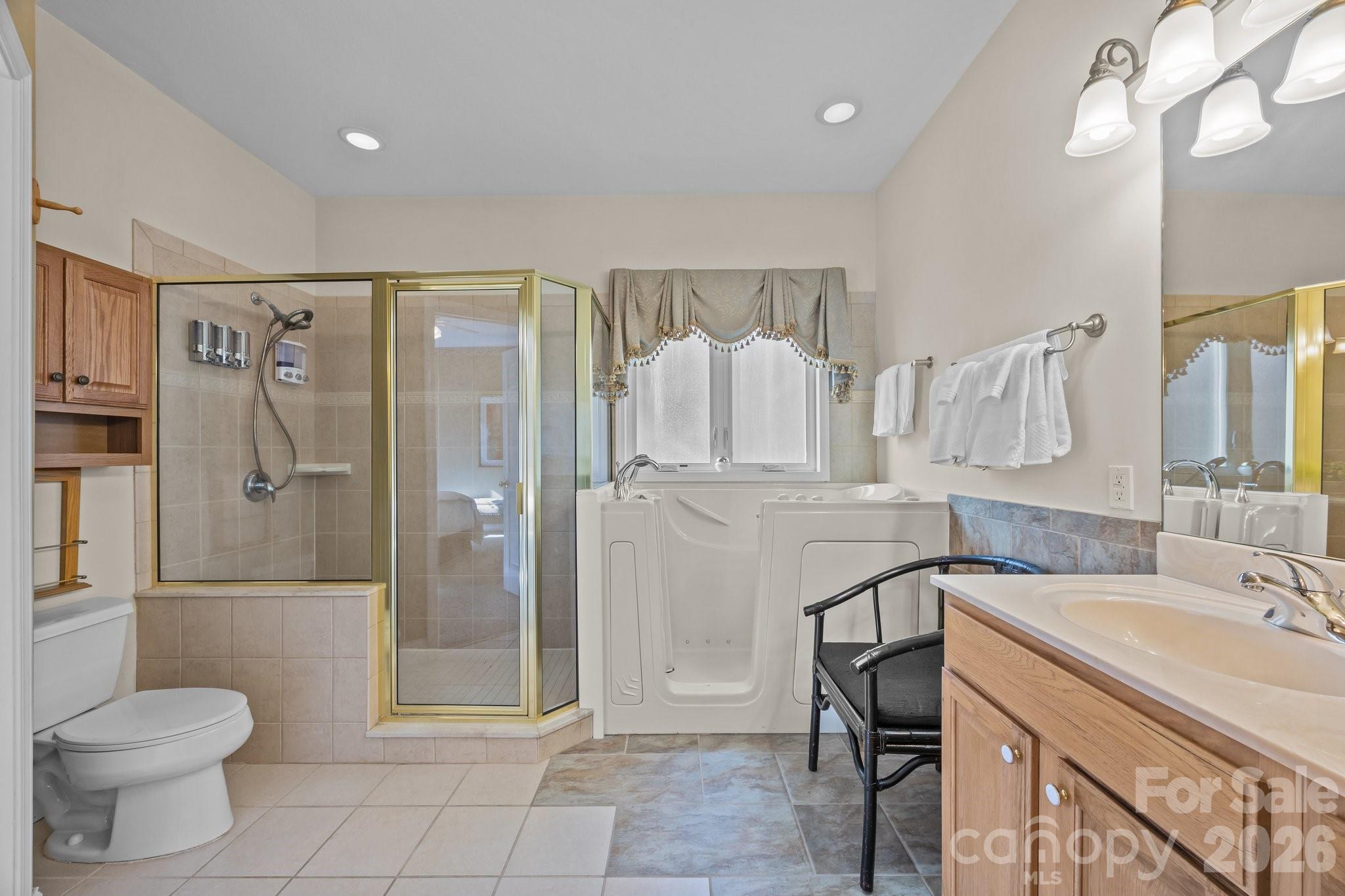 High Vista Falls - Residential