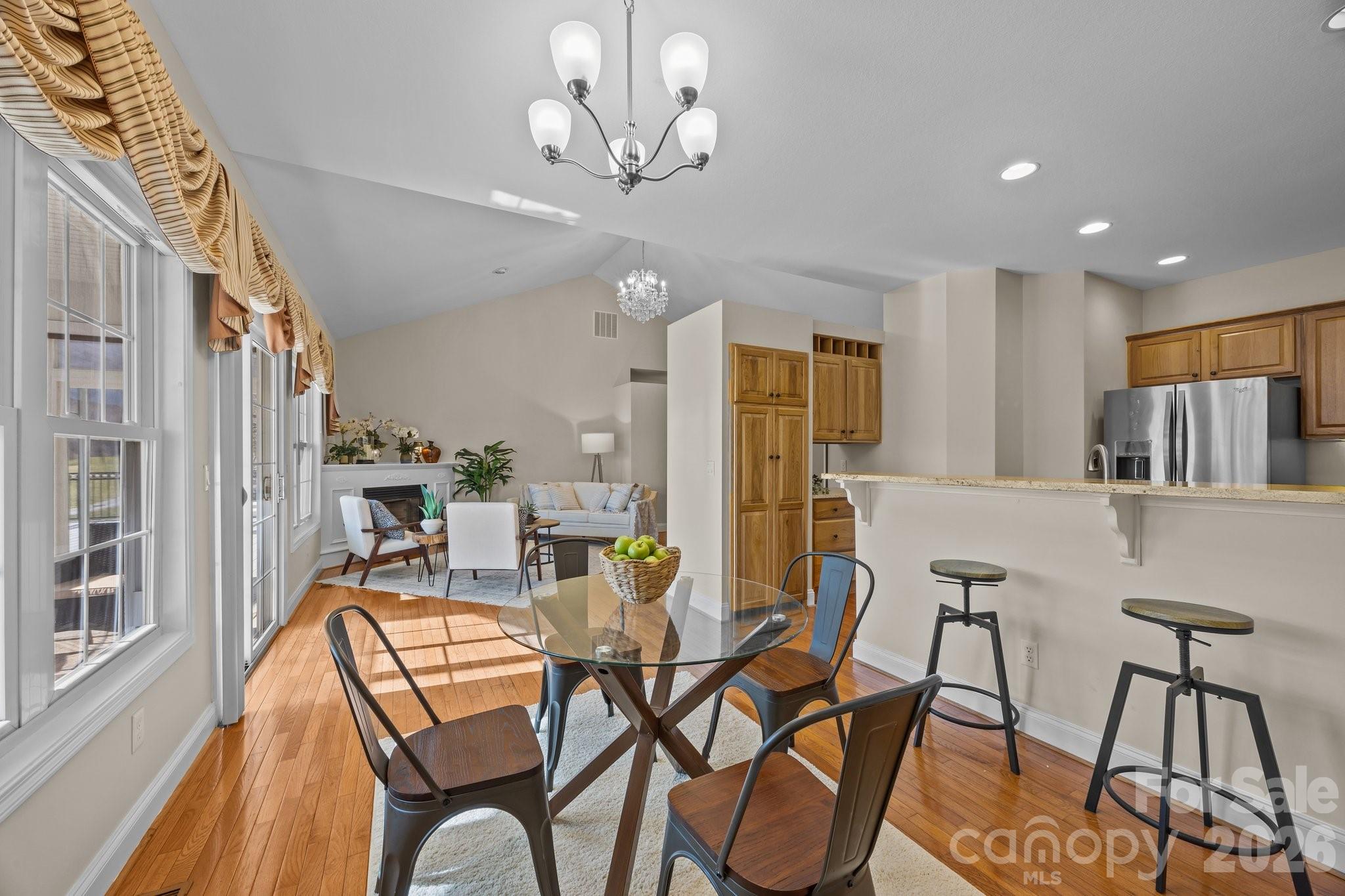 High Vista Falls - Residential