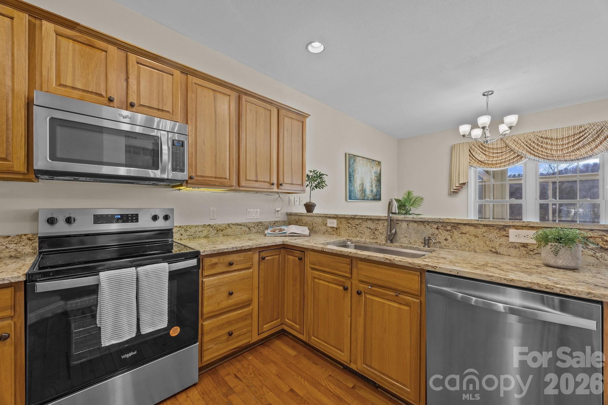 High Vista Falls - Residential