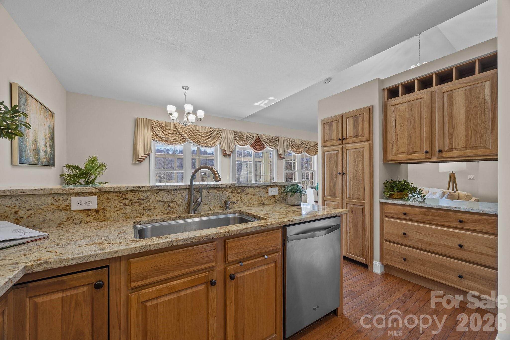 High Vista Falls - Residential