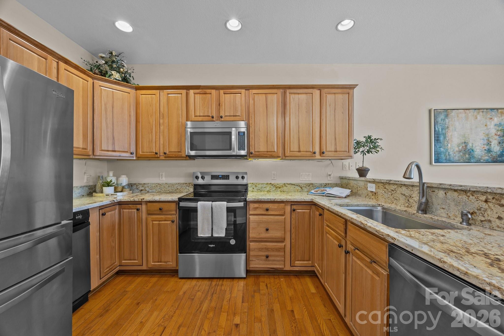 High Vista Falls - Residential