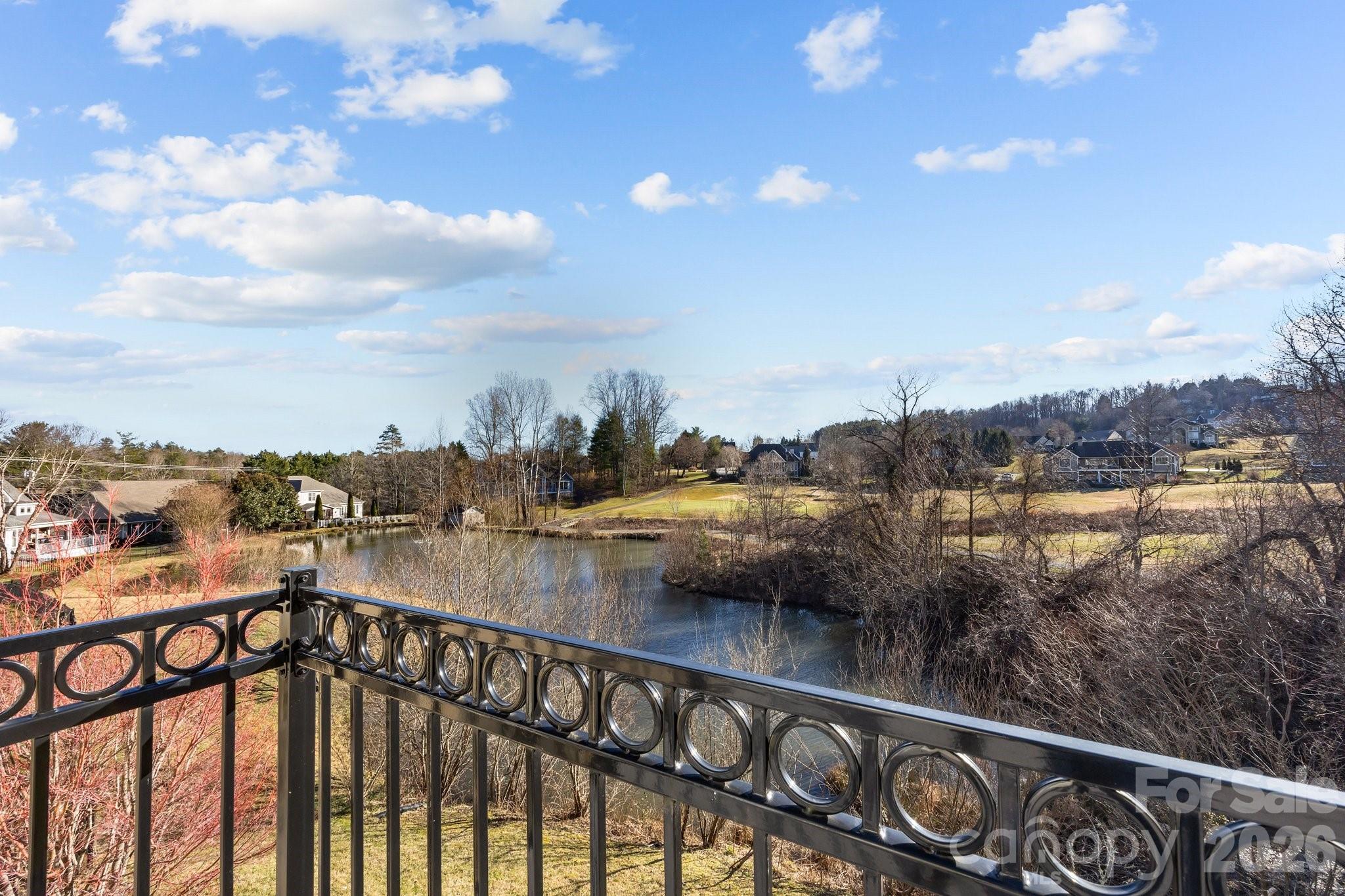 High Vista Falls - Residential