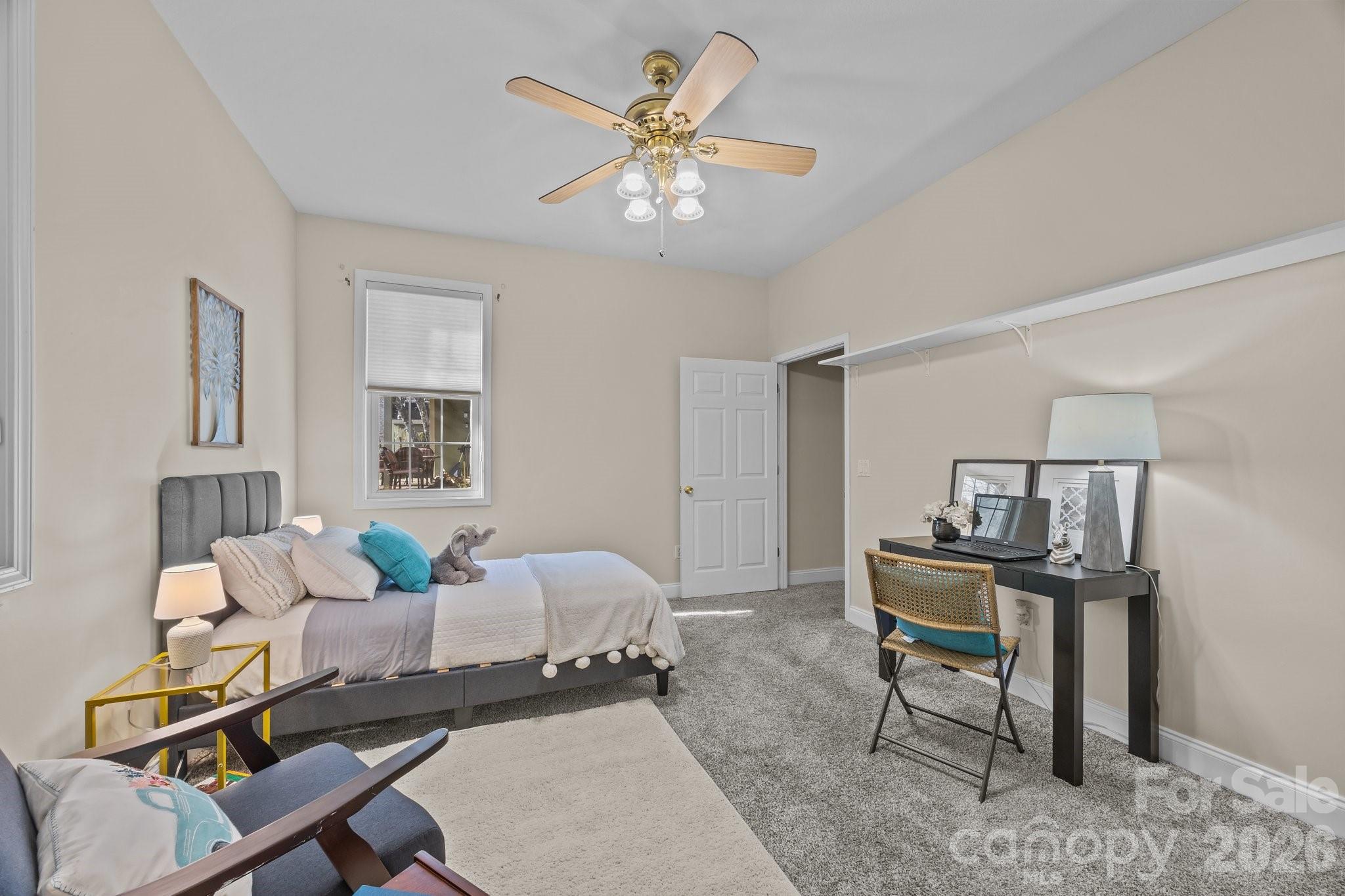 High Vista Falls - Residential